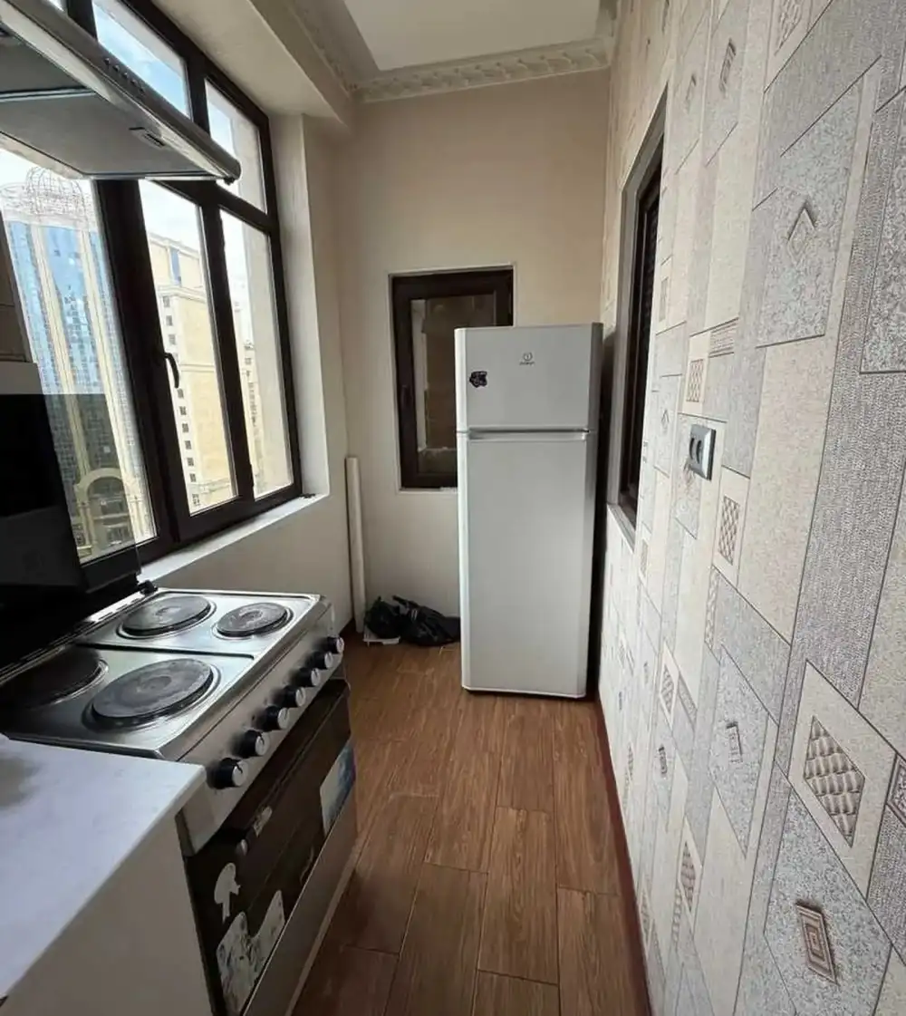 2-комн. квартира, 8 этаж, 65м², Шохмансур