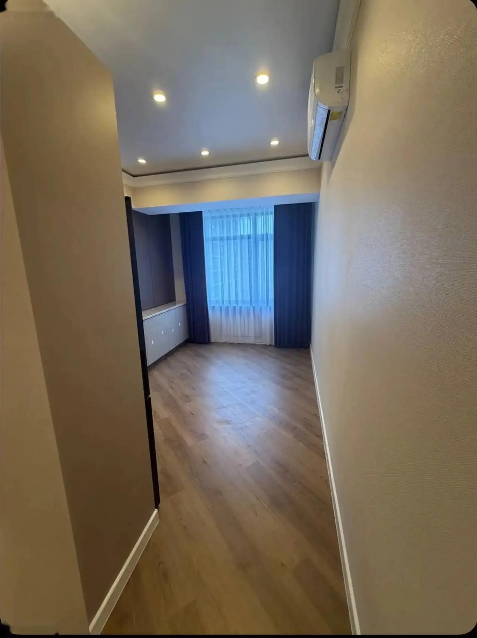4-комн. квартира, 13 этаж, 116 м², И. Сомони