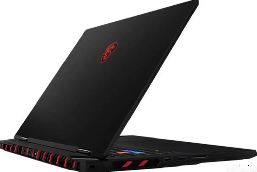 Игровой ноутбук MSI Raider