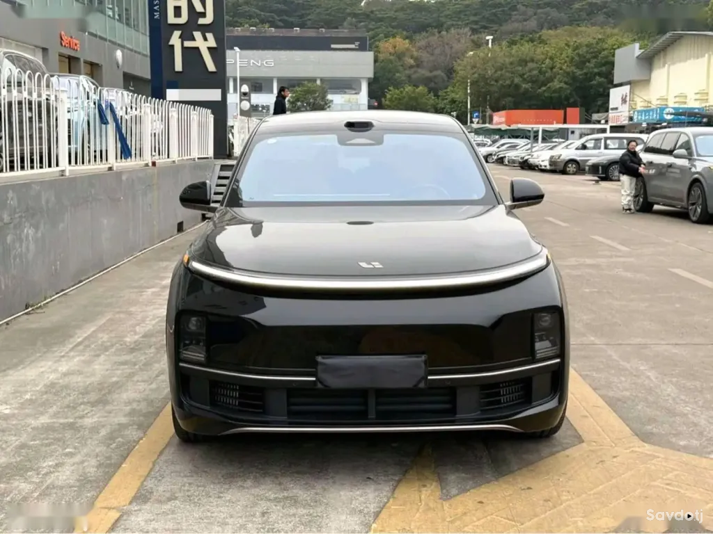 Li Auto (LiXiang) L9, 2025