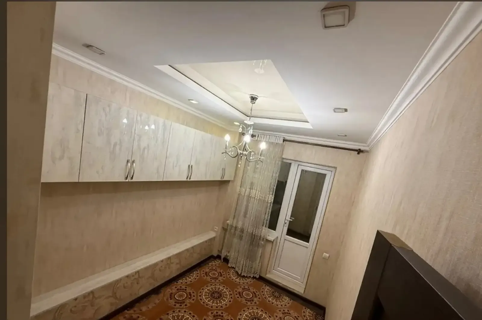 4-комн. квартира, 4 этаж, 82м², Сино