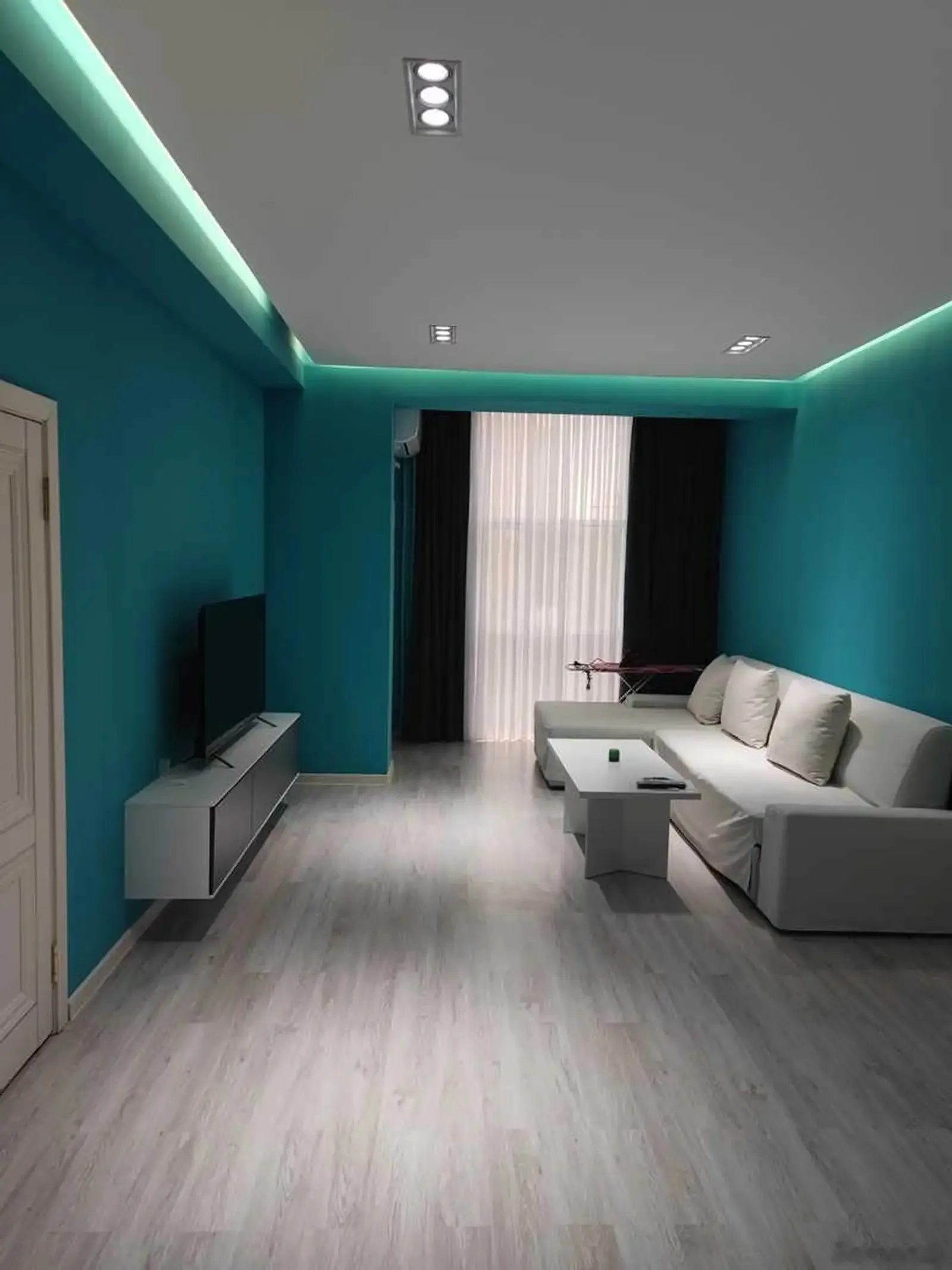 3-к квартира, 5 этаж, 80 м², Улица Айни доми Гелос