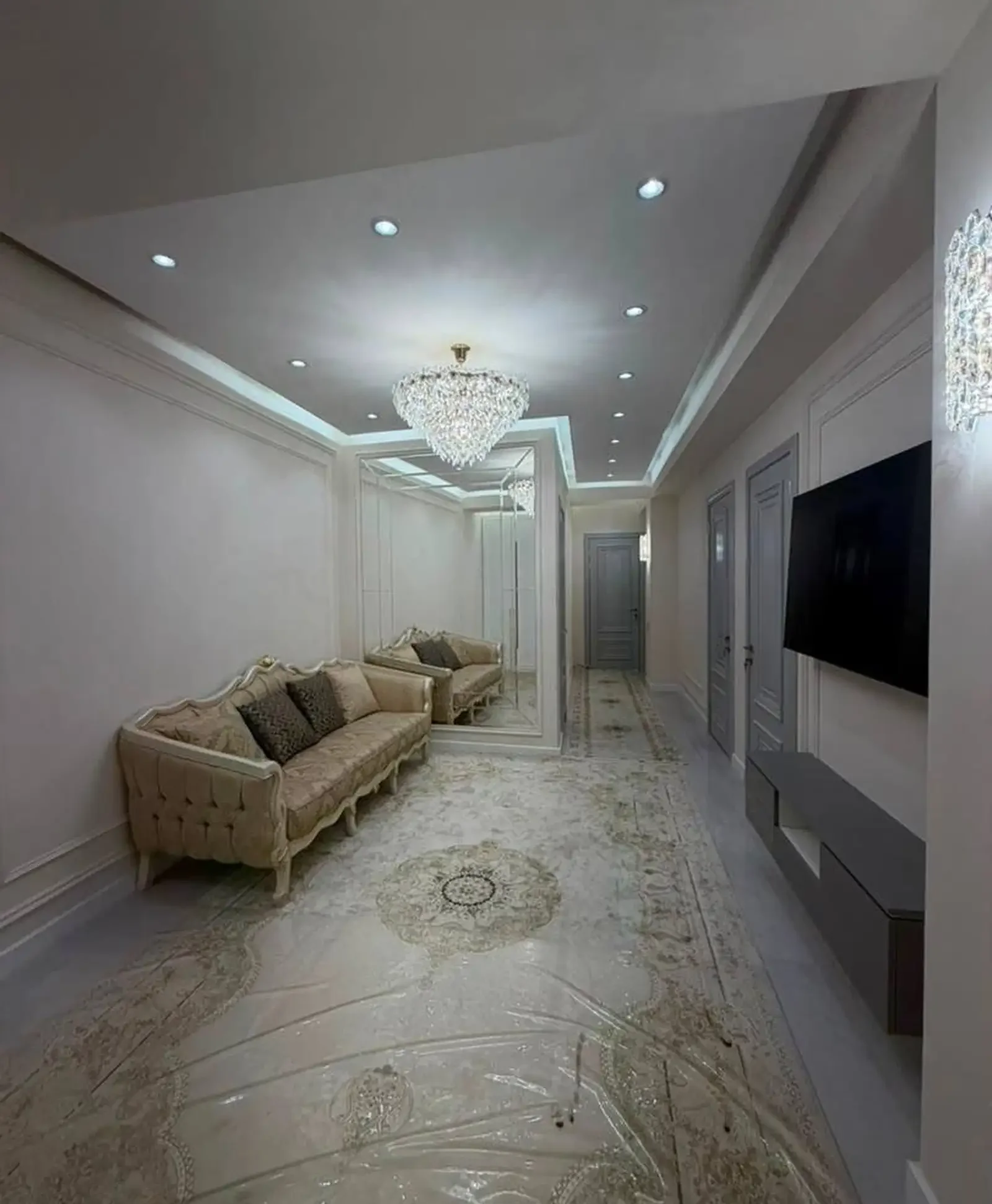 3-комн. квартира, 5 этаж, 115 м², Сино (Сити Мол )