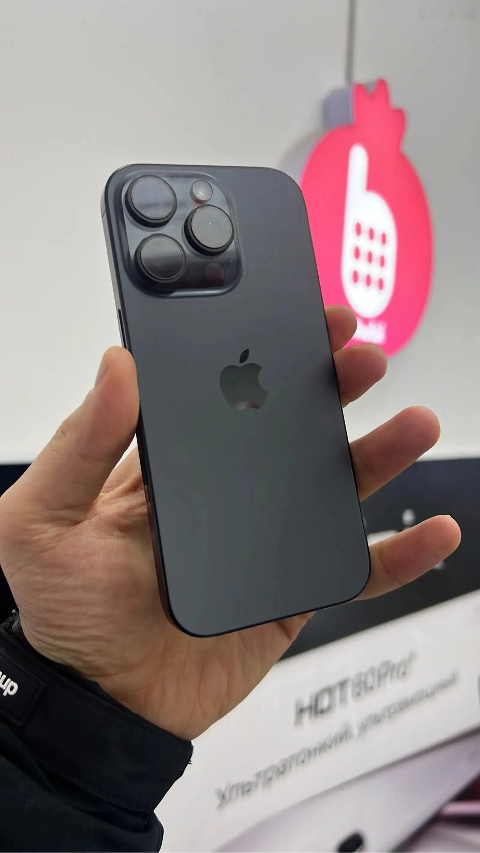 Apple iPhone 16 Pro, 256 gb, Black Titanium