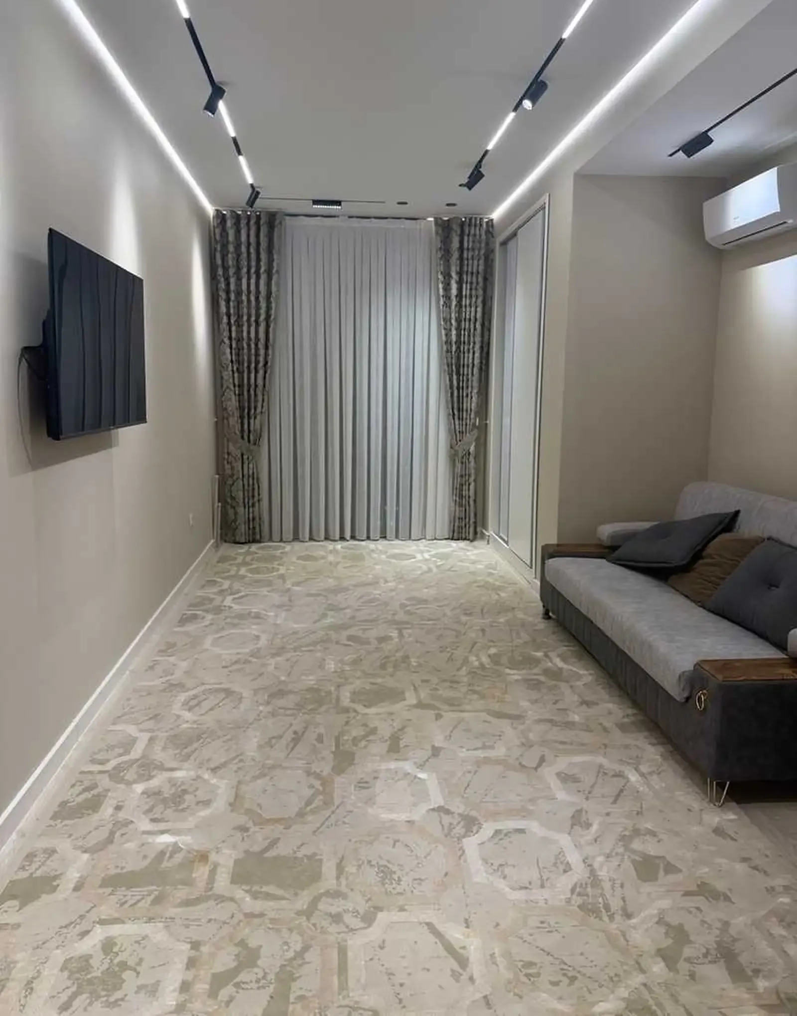 2-комн. квартира, 4 этаж, 95м², Аэропорт