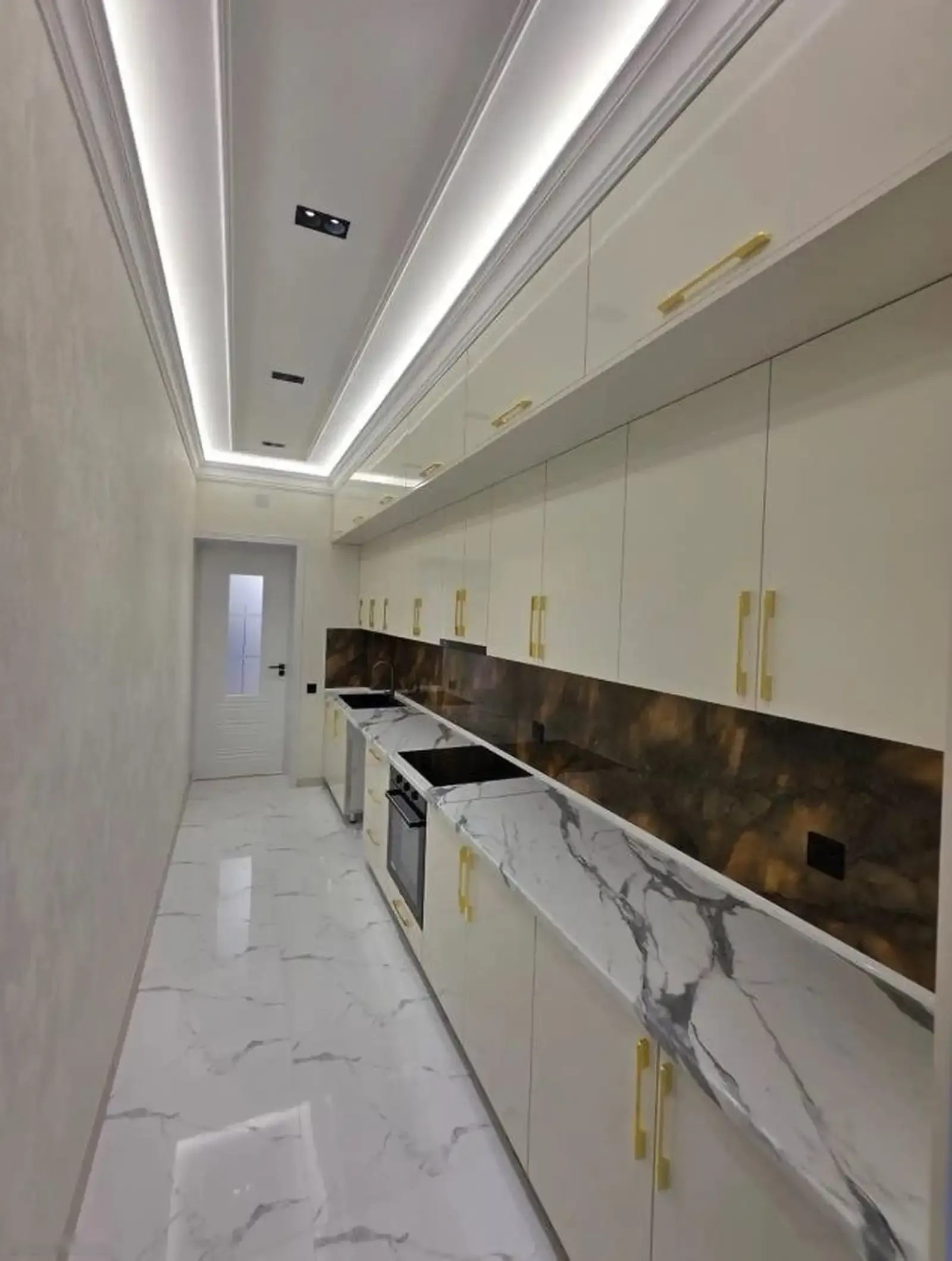 3-комн. квартира, 11 этаж, 89 м², Сино