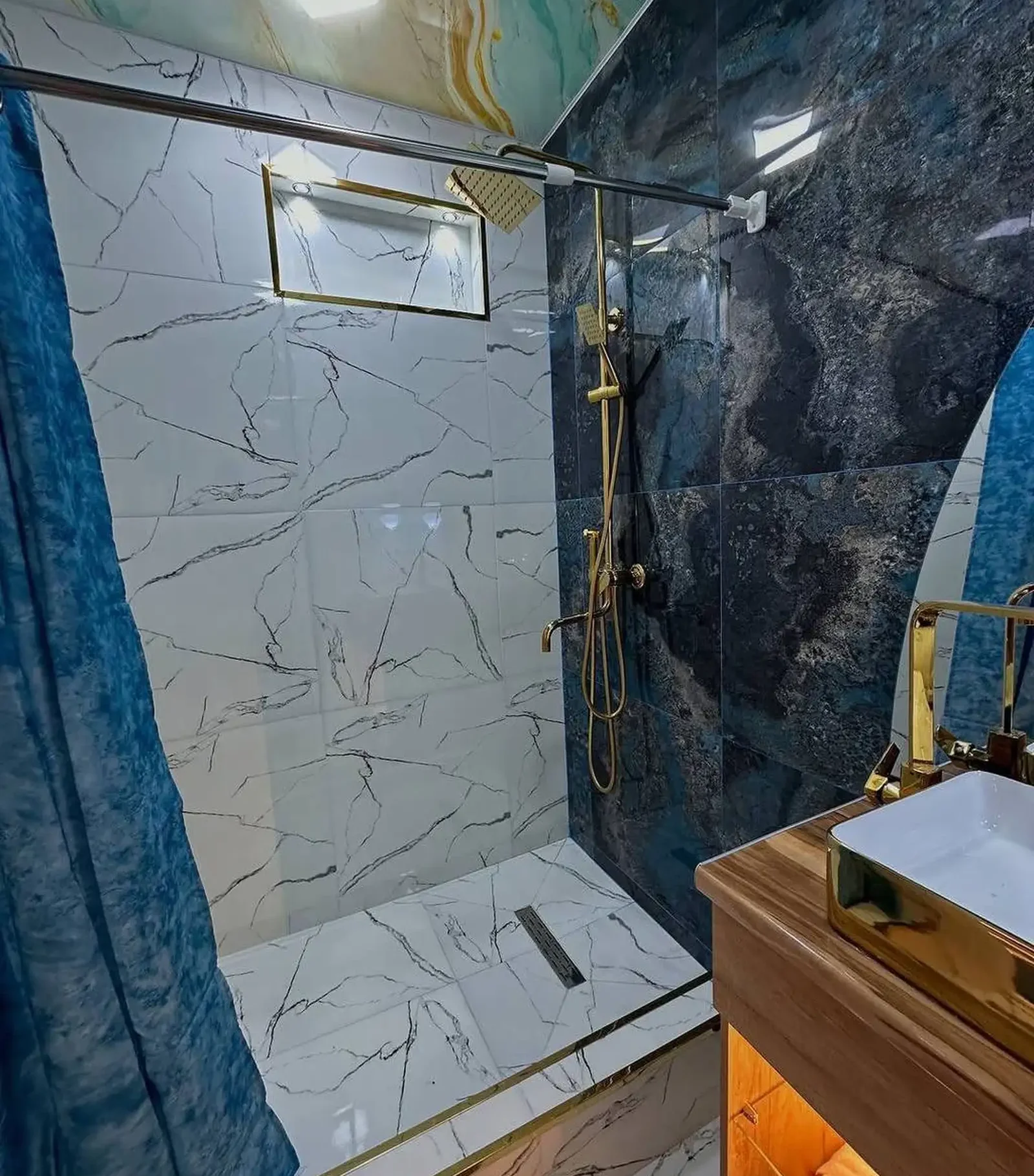 1-комн. квартира, 13 этаж, 57 м², Шохмансур