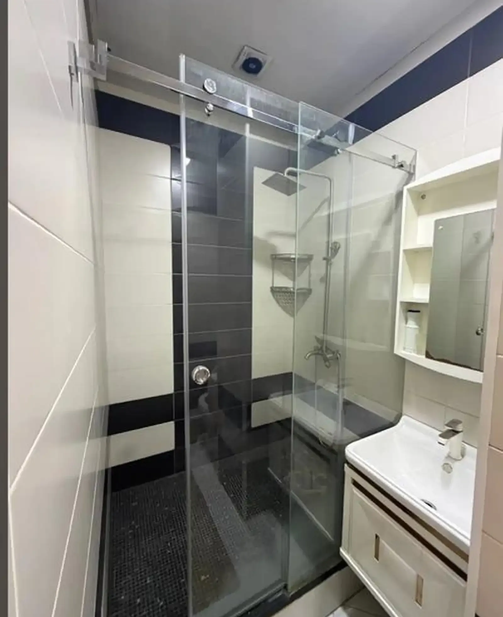 2-комн. квартира, 6 этаж, 70м², Шохмансур