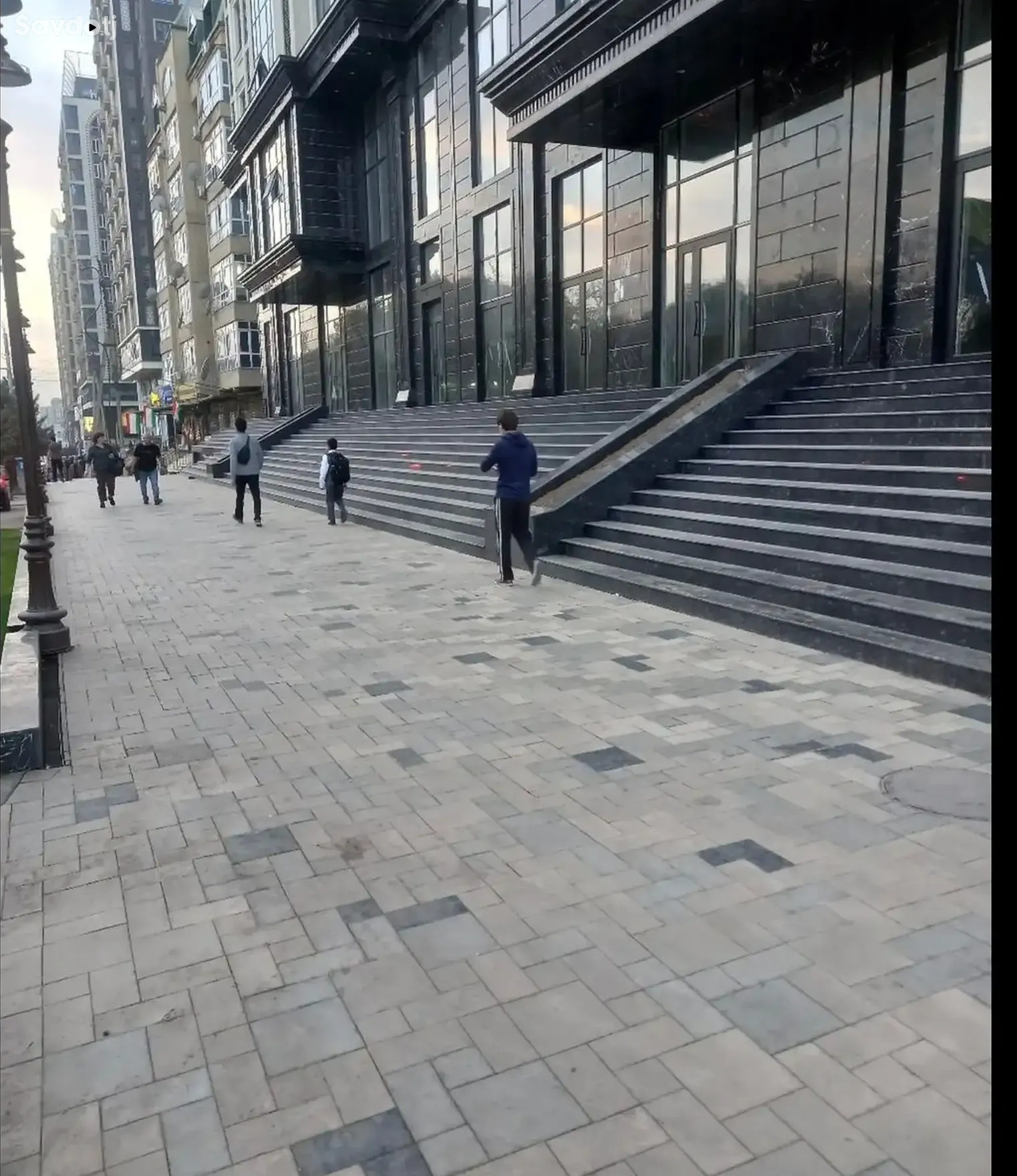 Помещение под свободное назначение, 354м², Шохмансур