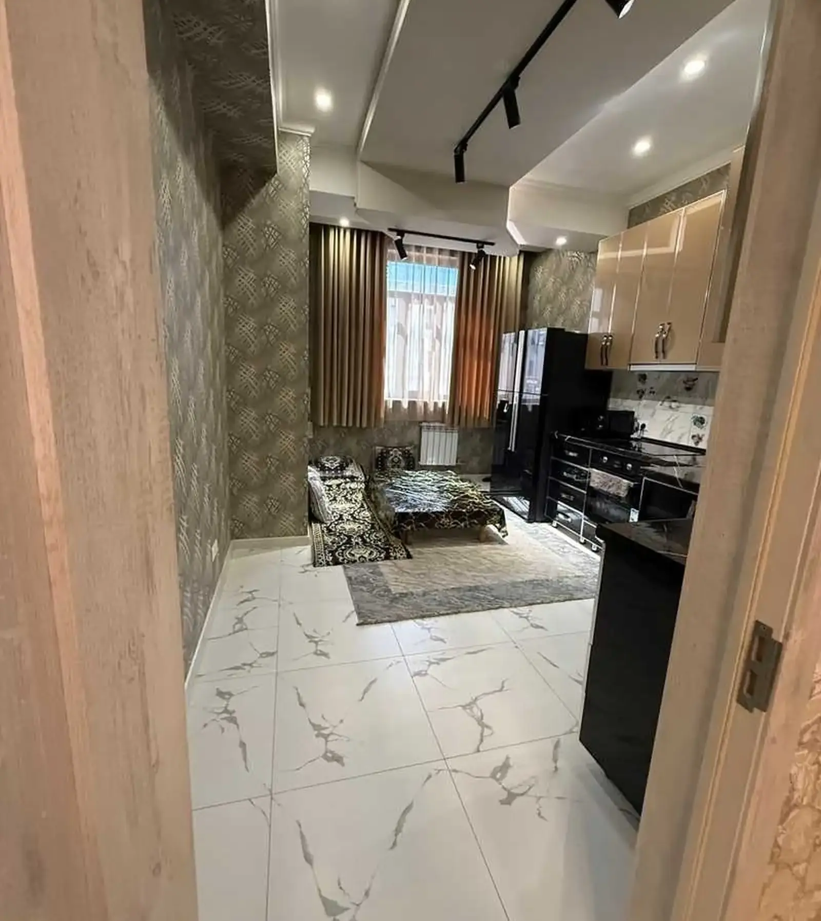2-комн. квартира, 15 этаж, 78м², Шохмансур