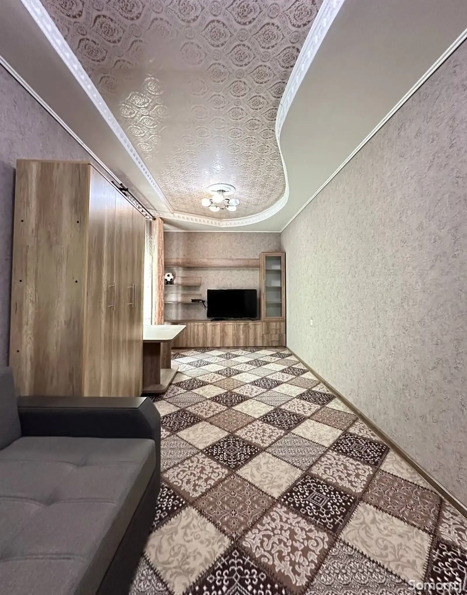 3 этажный, 6-комн. дом, 260 м², 8 соток, Сино