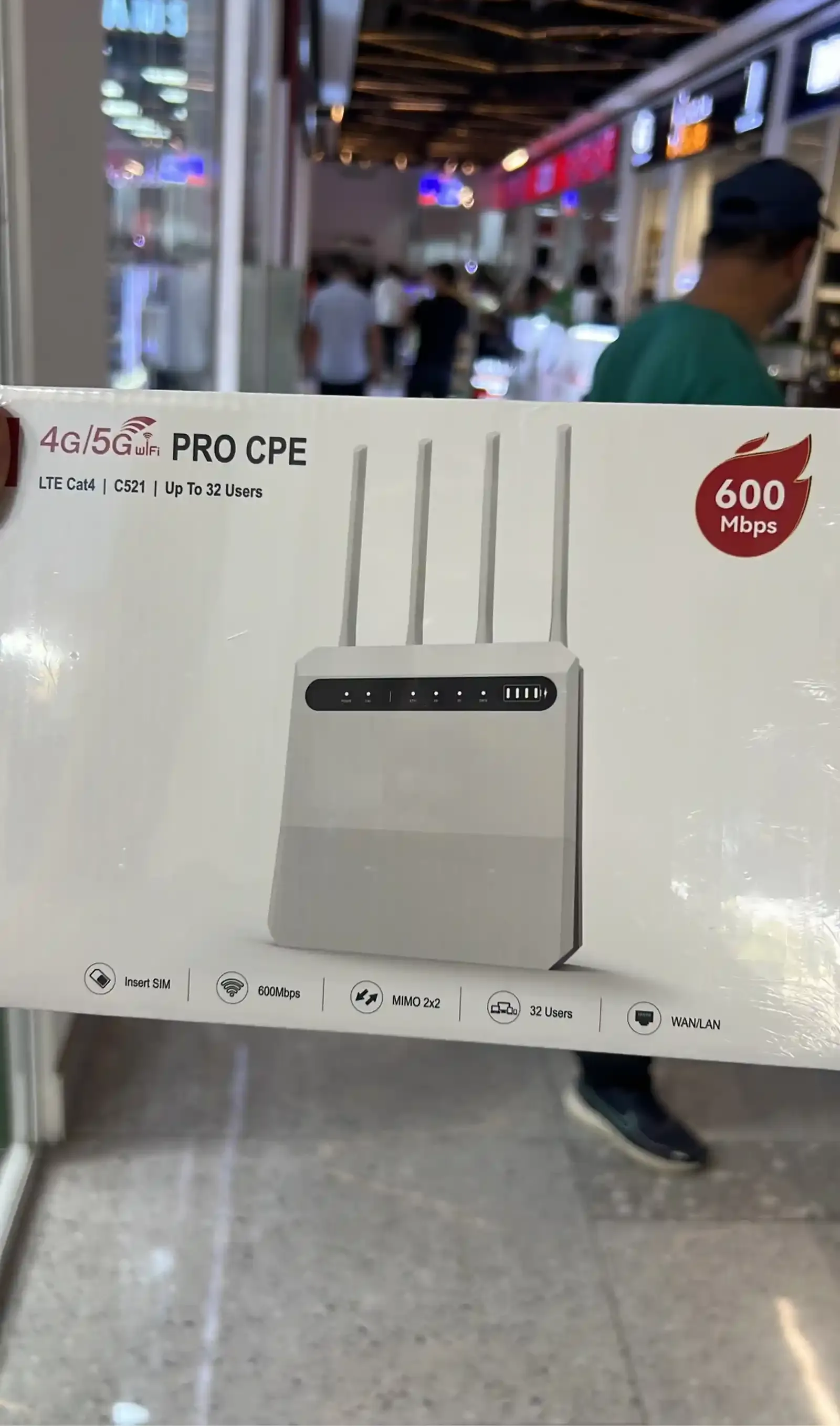 Wi-Fi роутер 4G/5G LTE PRO CPE со слотом для SIM-карты и Зарядом