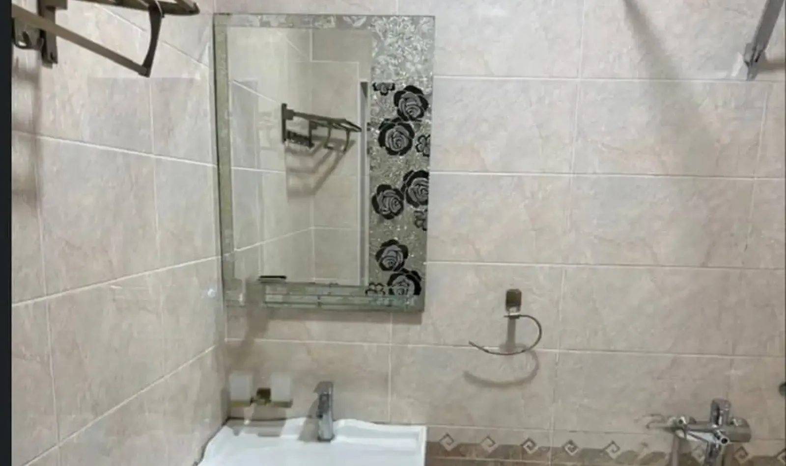 2-комн. квартира, 7 этаж, 70м², Сино, Ресторан Тайга