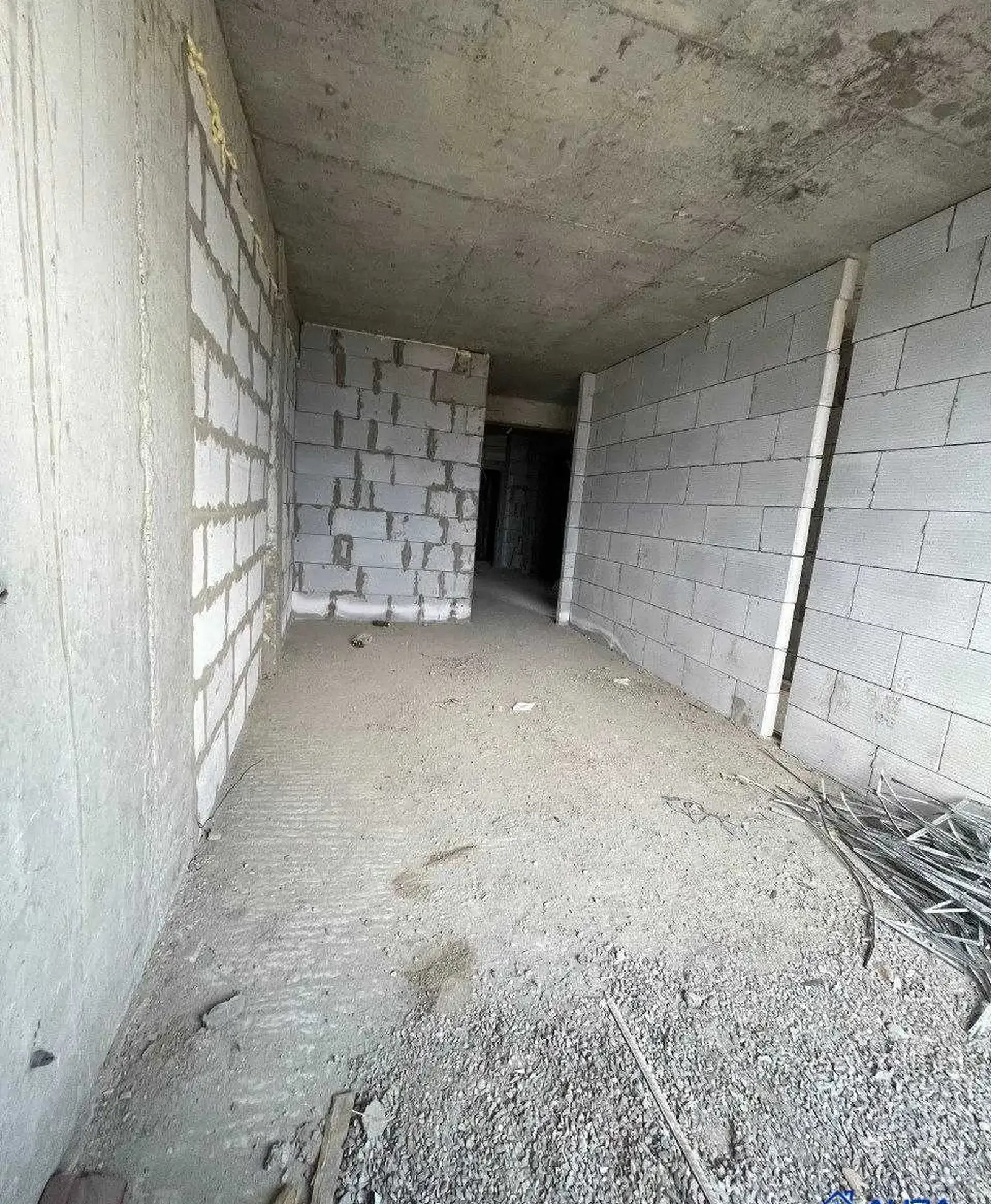 2-комн. квартира, 16 этаж, 58 м², Шохмансур