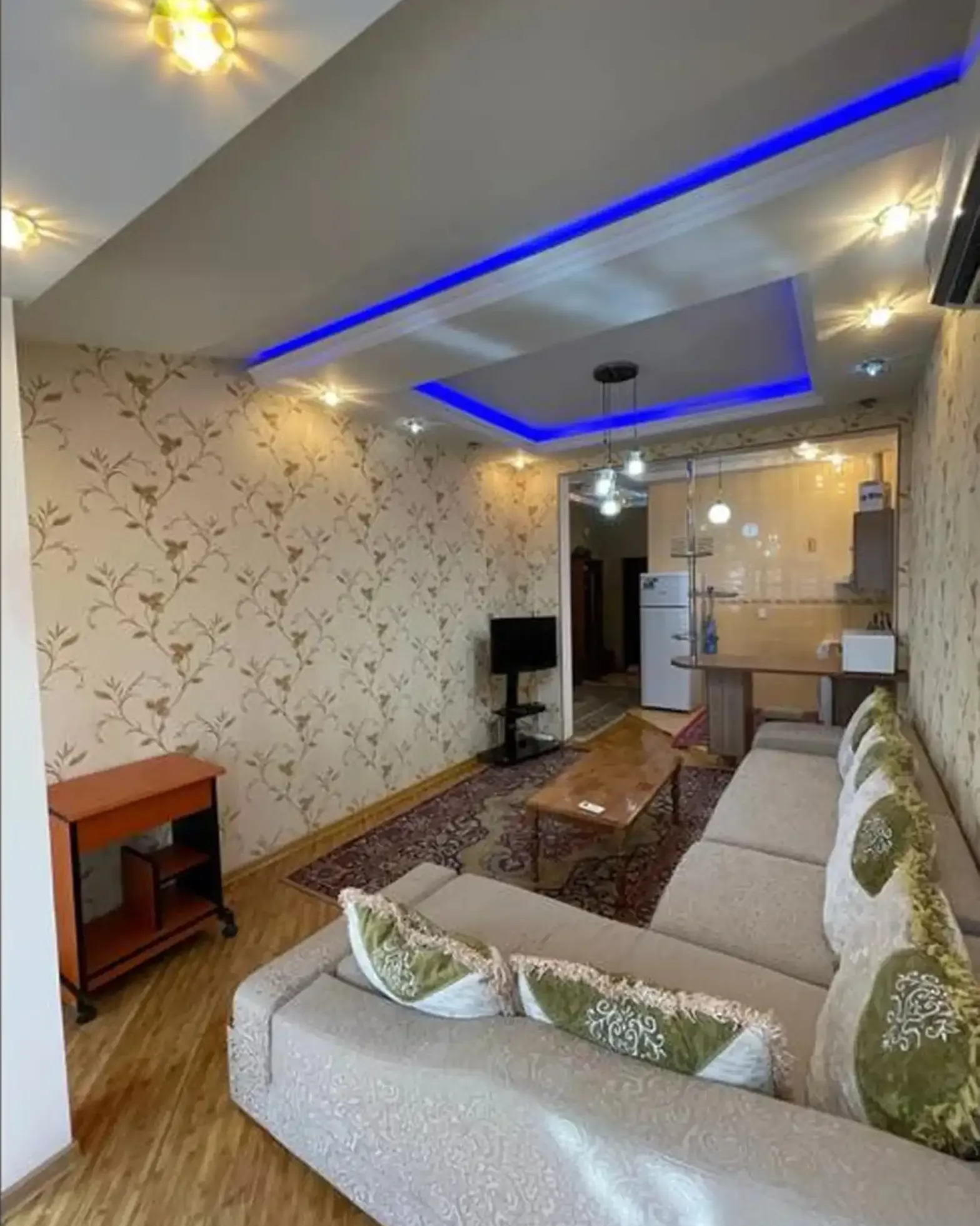 2-комн. квартира, 10 этаж, 50м², Шохмансур