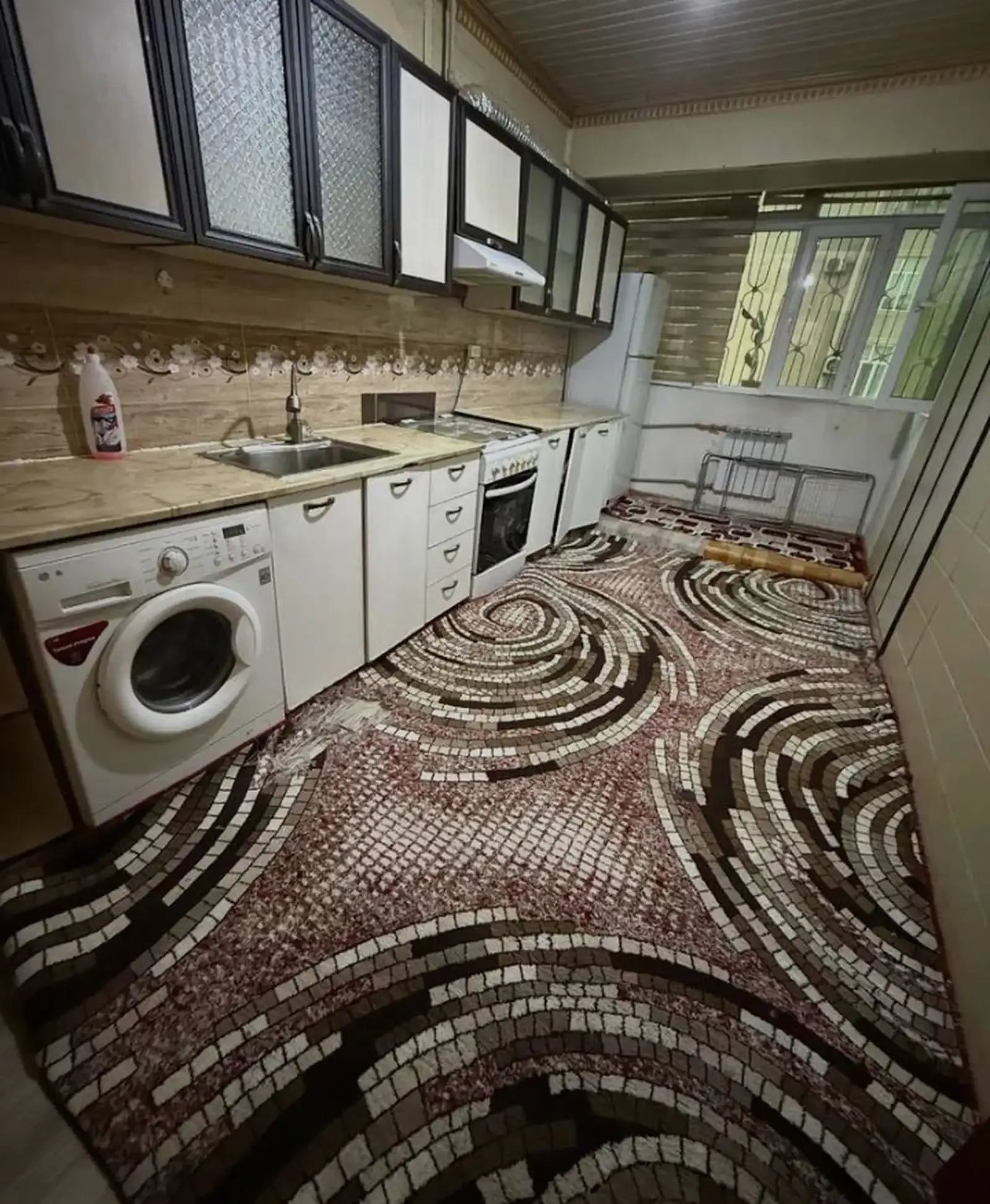 3-комн. квартира, 3 этаж, 84 мкр