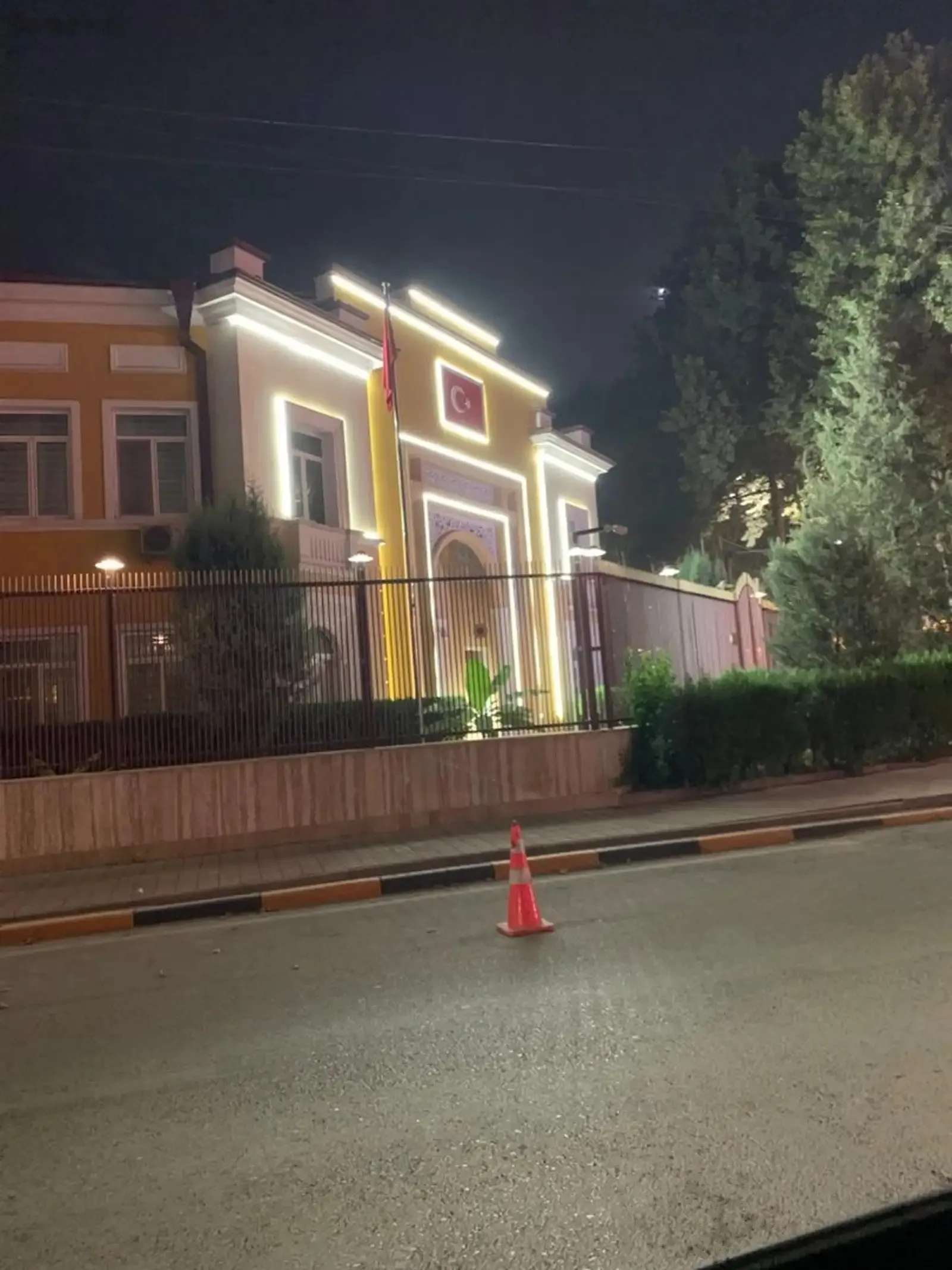 3-к квартира, 12 этаж, 110 м², Наздики посольстваи Турция,доми Дилпур