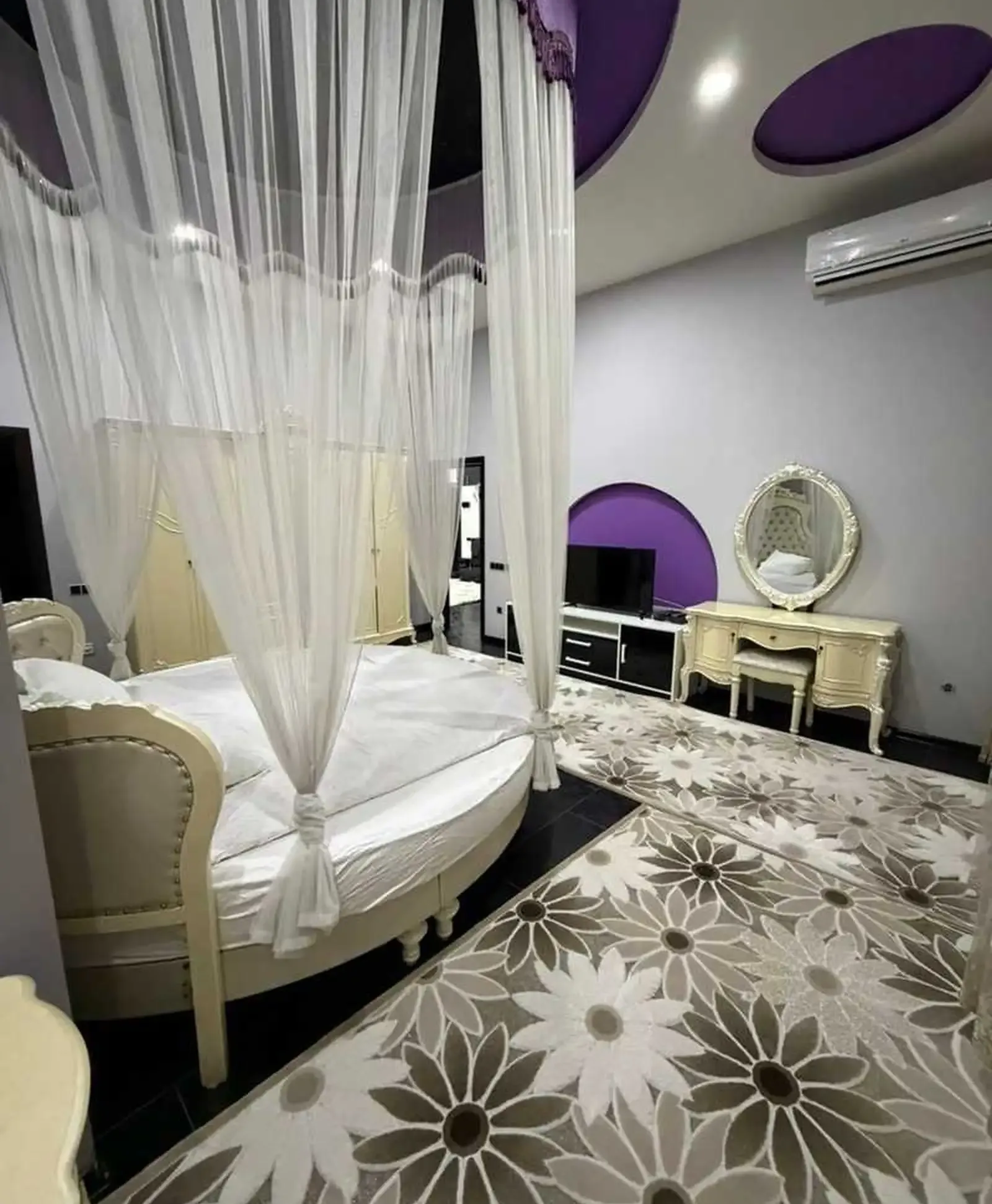 3-комн. квартира, 1 этаж, 155м², Сафо