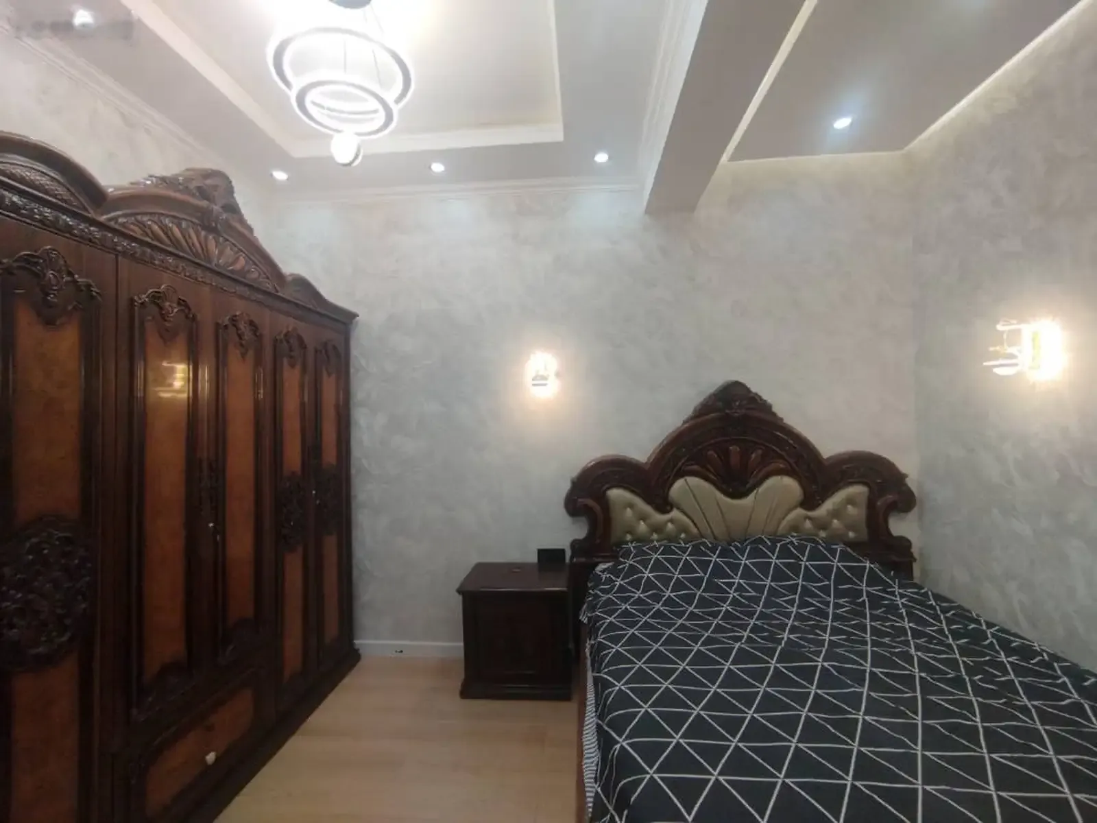 3-к квартира, 6 этаж, 80 м², И.Сомони