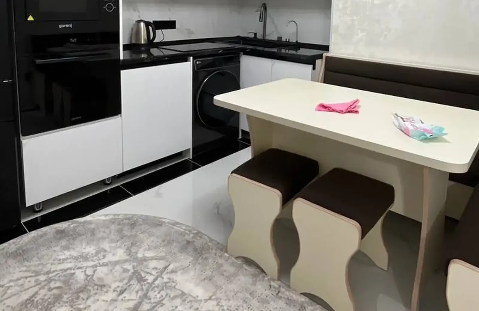 2-комн. квартира, 16 этаж, 65 м², Сино
