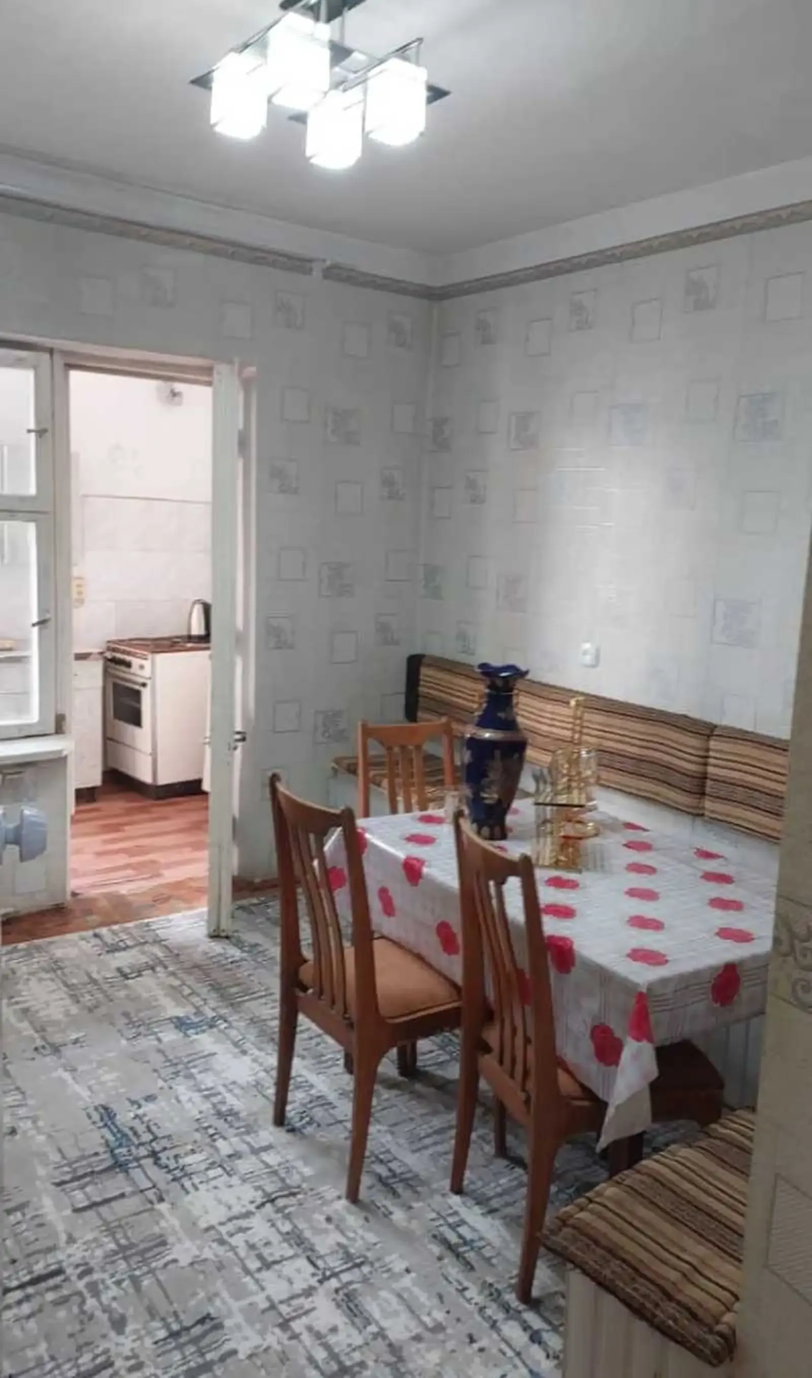 2-комн. квартира, 2 этаж, 75м², И.Сомони