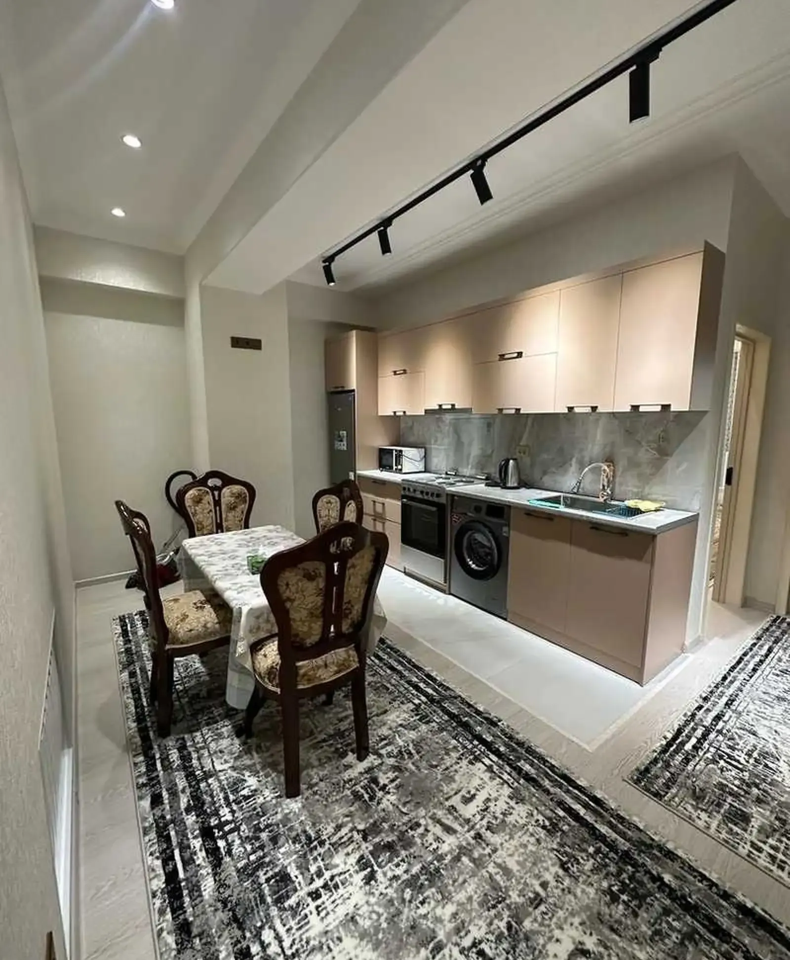 2-комн. квартира, 7 этаж, 65м², Чулочка улица Айни