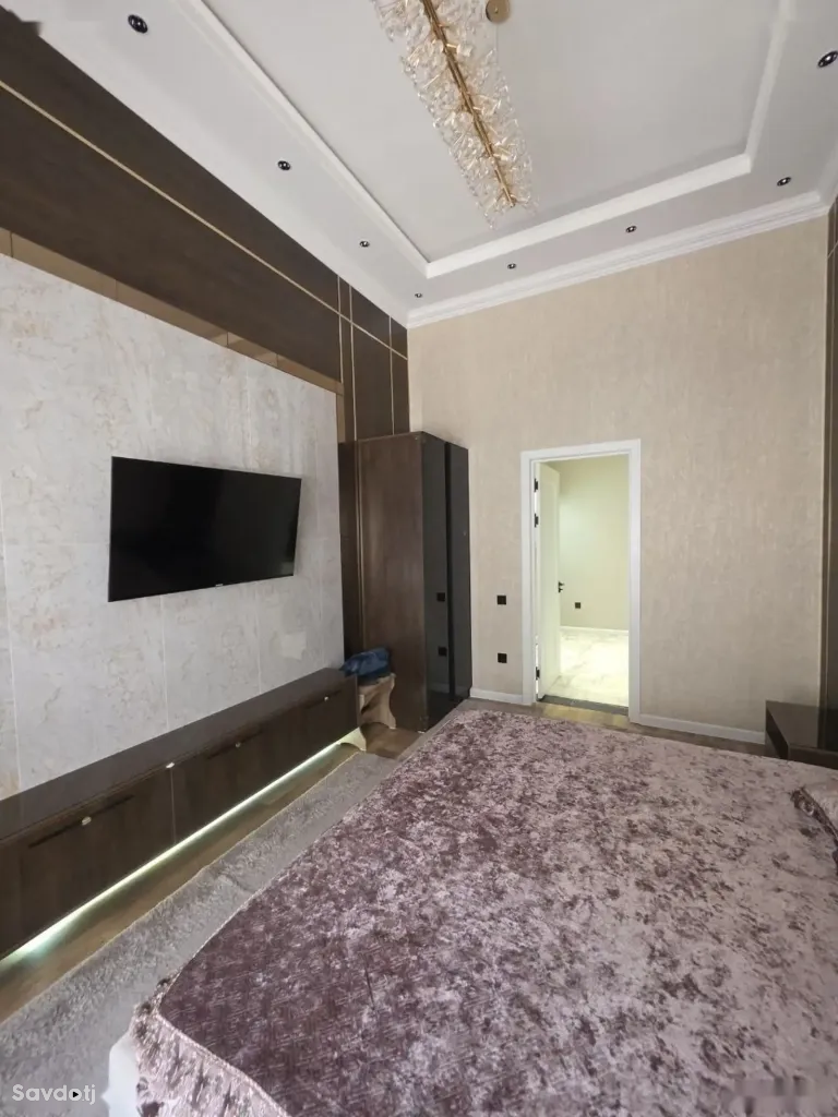 3-комн. квартира, 1 этаж, 97 м², Сино