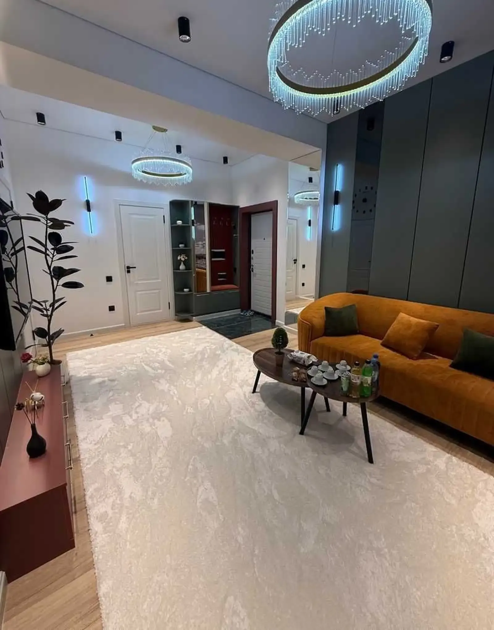 2-комн. квартира, 11 этаж, 80 м², Сомонӣ