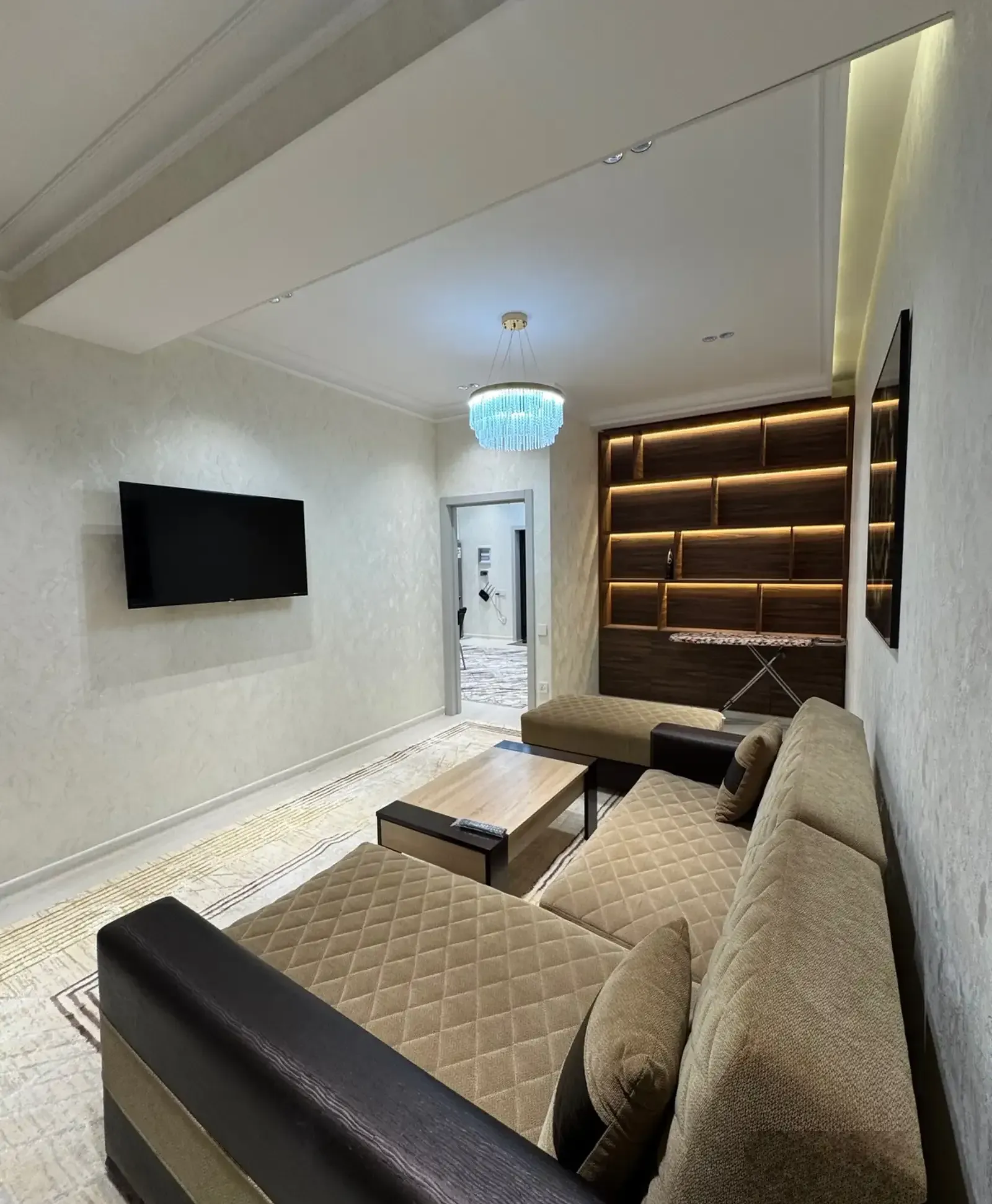2-комн. квартира, 9 этаж, 65м², Овир/Гранд Отель
