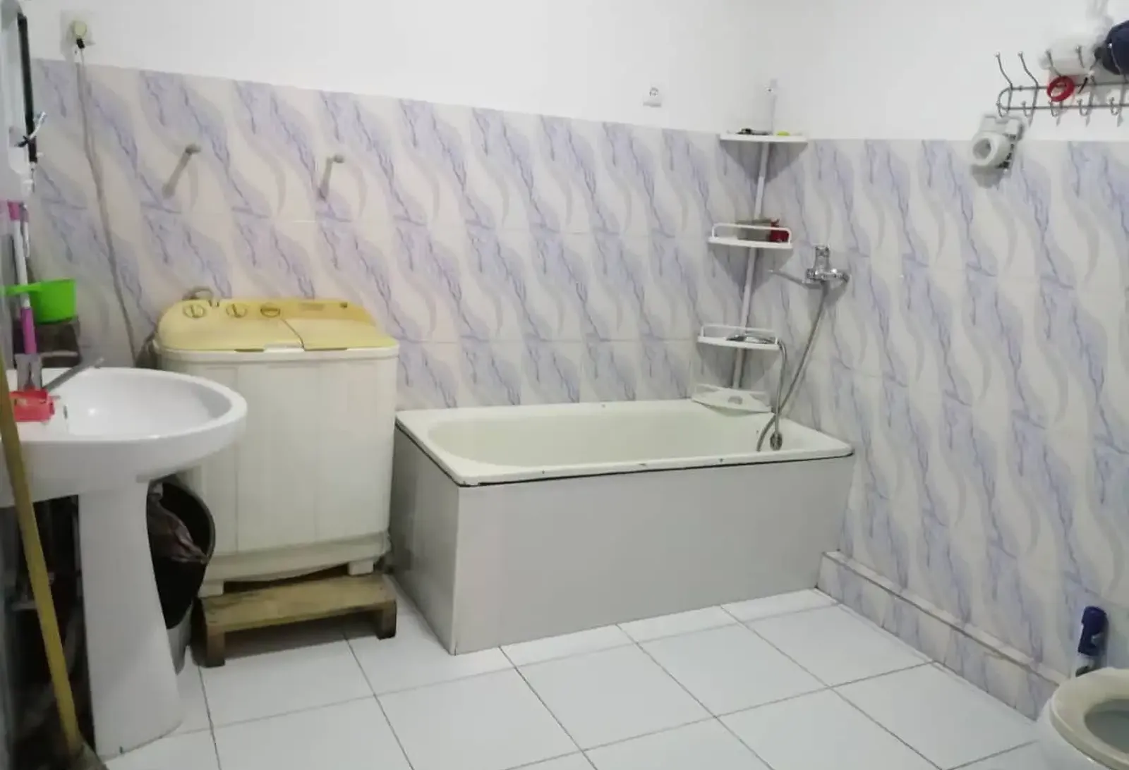 4-комн. квартира, 12 этаж, 200 м², Спартак