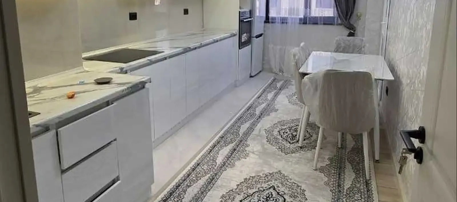 3-комн. квартира, 3 этаж, 104м², Айни 65
