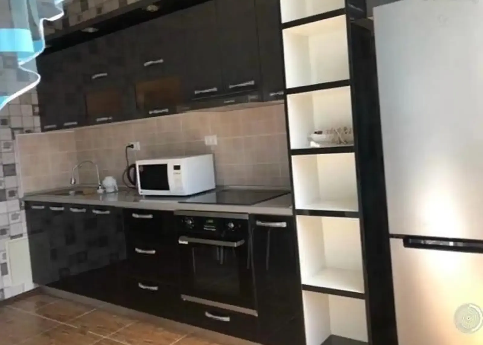 2-комн. квартира, 7 этаж, 70м², сино