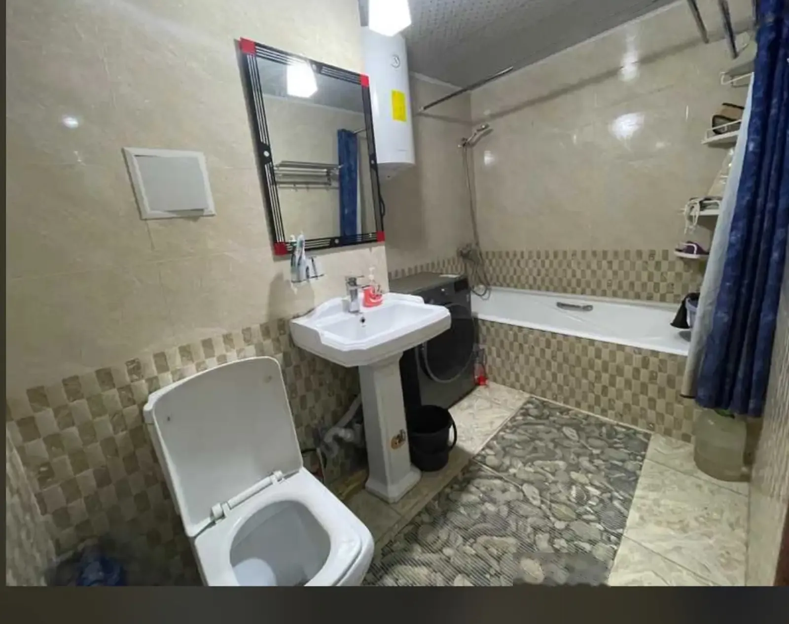 2-комн. квартира, 8 этаж, 80м², сино