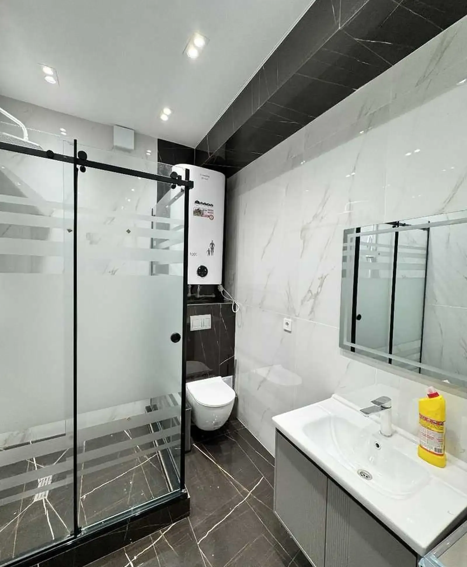 2-комн. квартира, 10 этаж, 65м², Танка