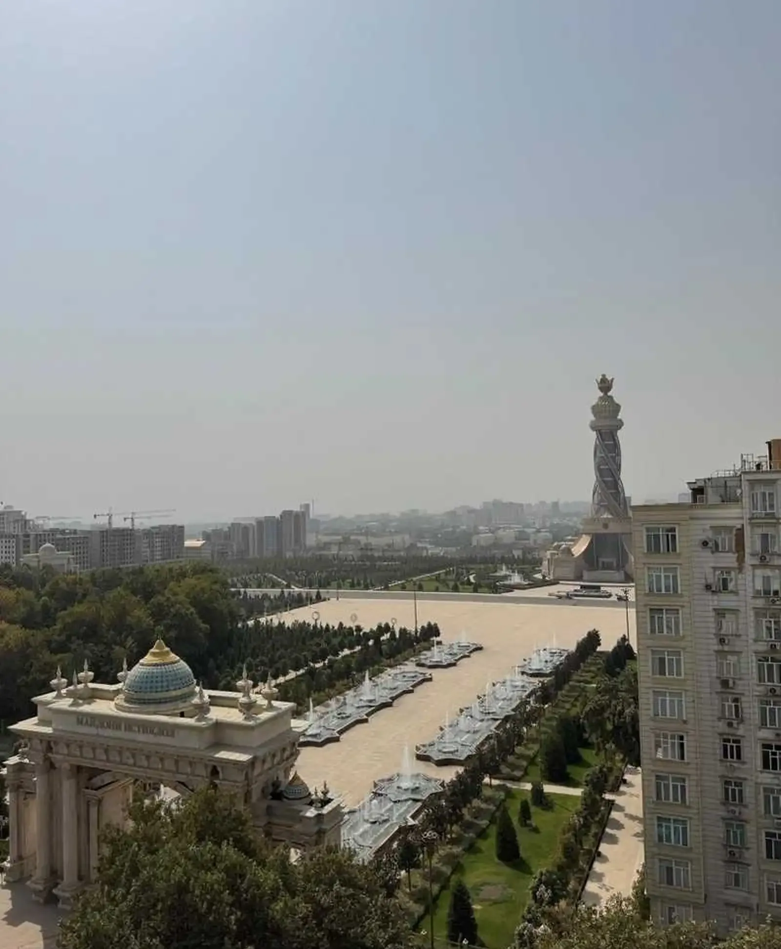 3-комн. квартира, 13 этаж, 87м², Ресторан Бурак