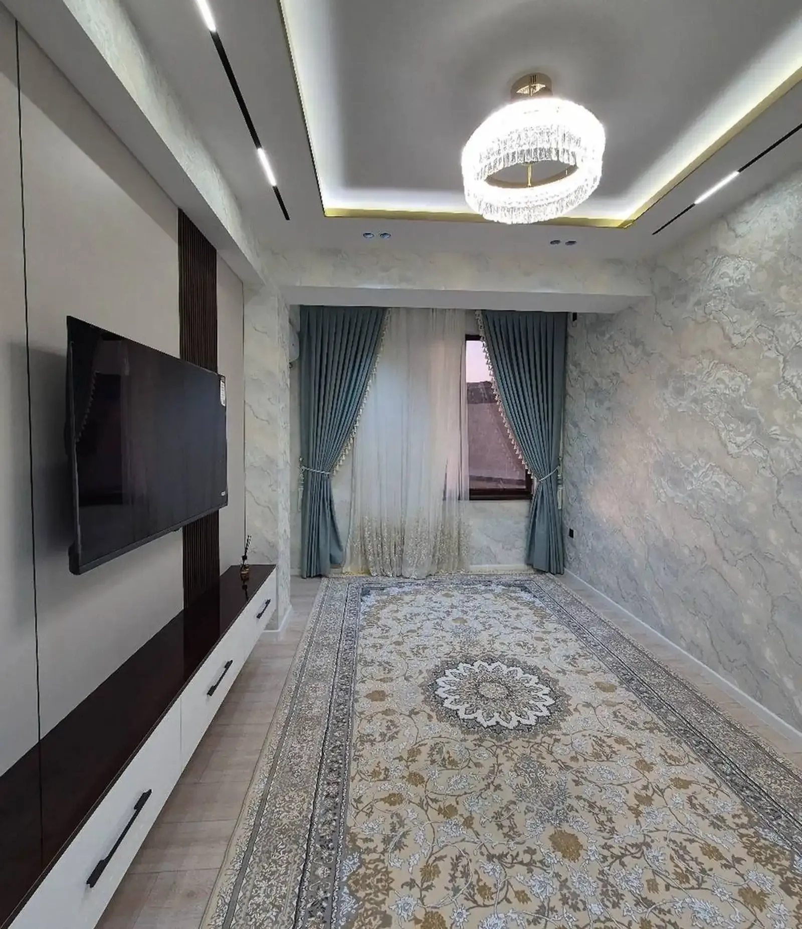 3-комн. квартира, 11 этаж, 79 м², Казокон.102мкр