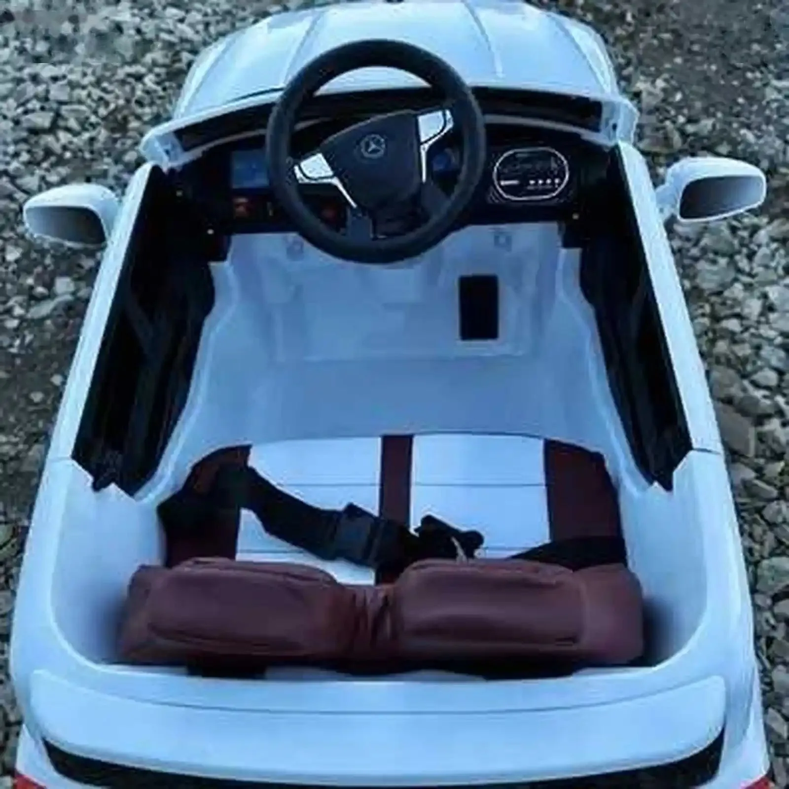 Детский электромобиль