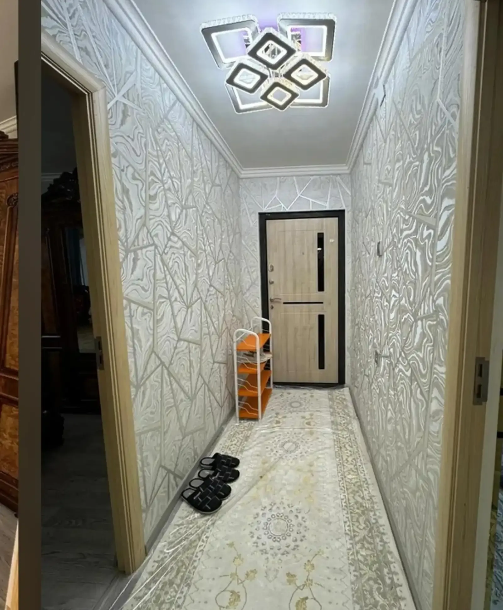 4-к квартира, 3 этаж, 85 м², Сино