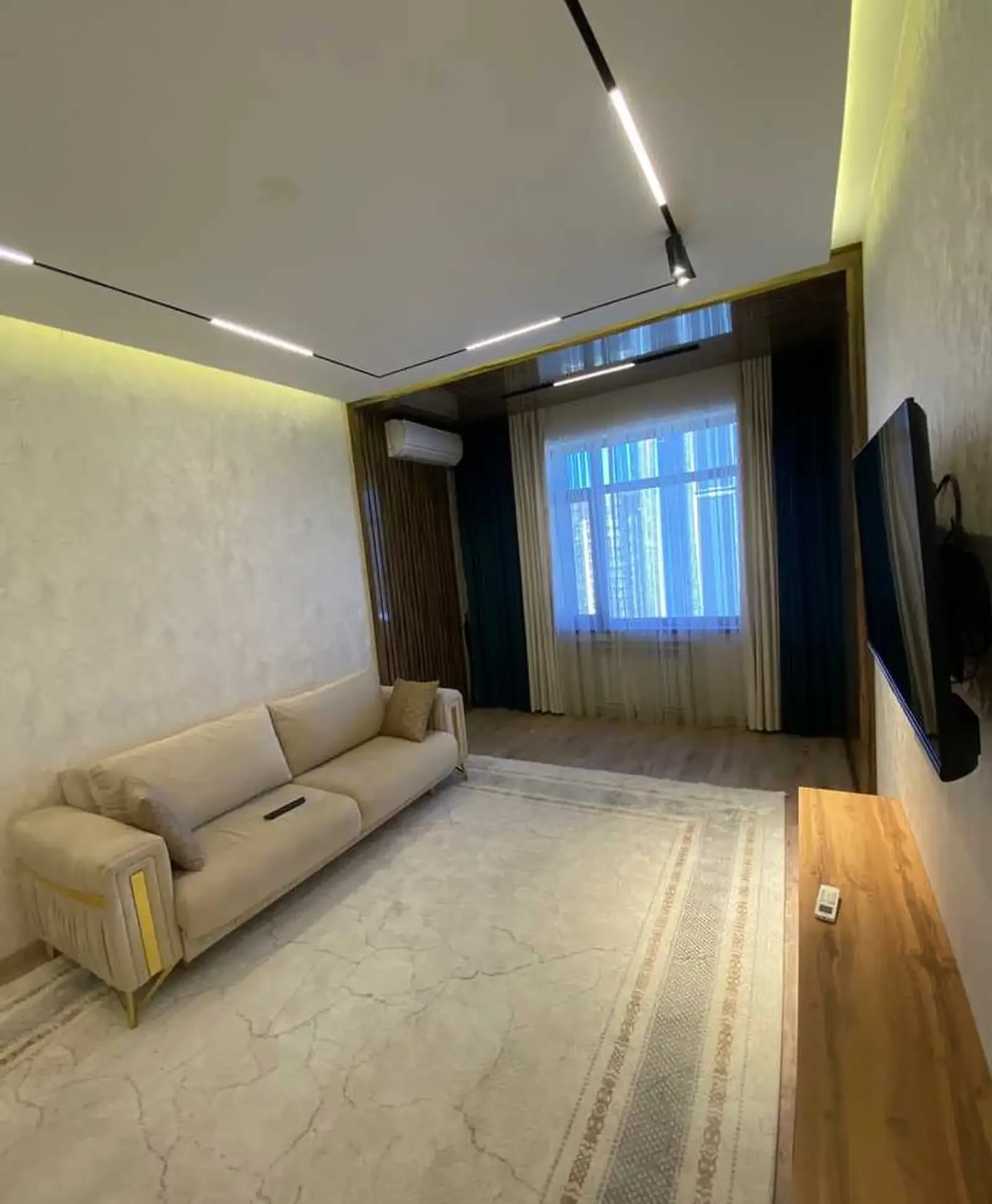 2-комн. квартира, 11 этаж, 55м², И.Сомони