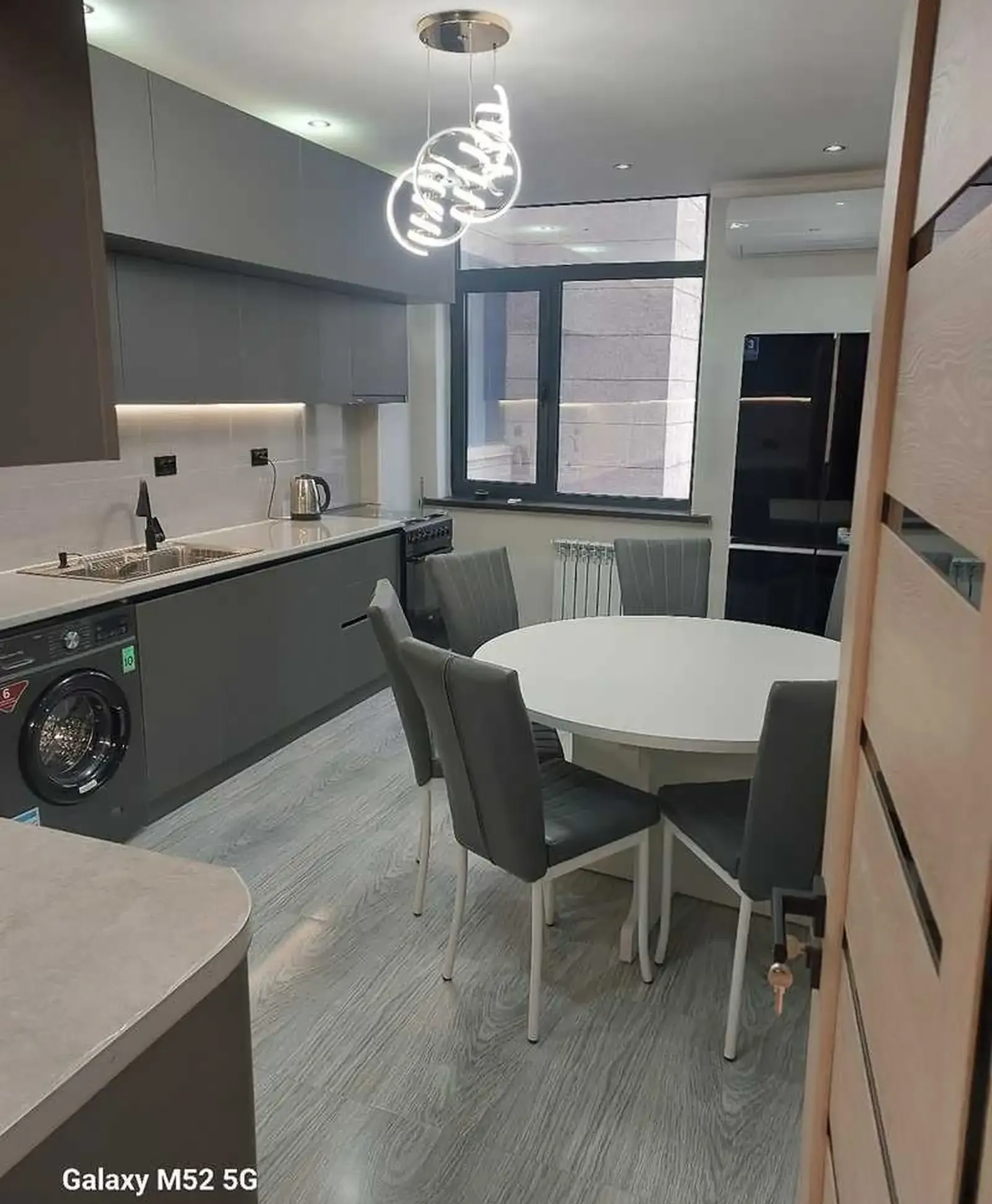 2-комн. квартира, 11 этаж, 59м², ул.Карамова