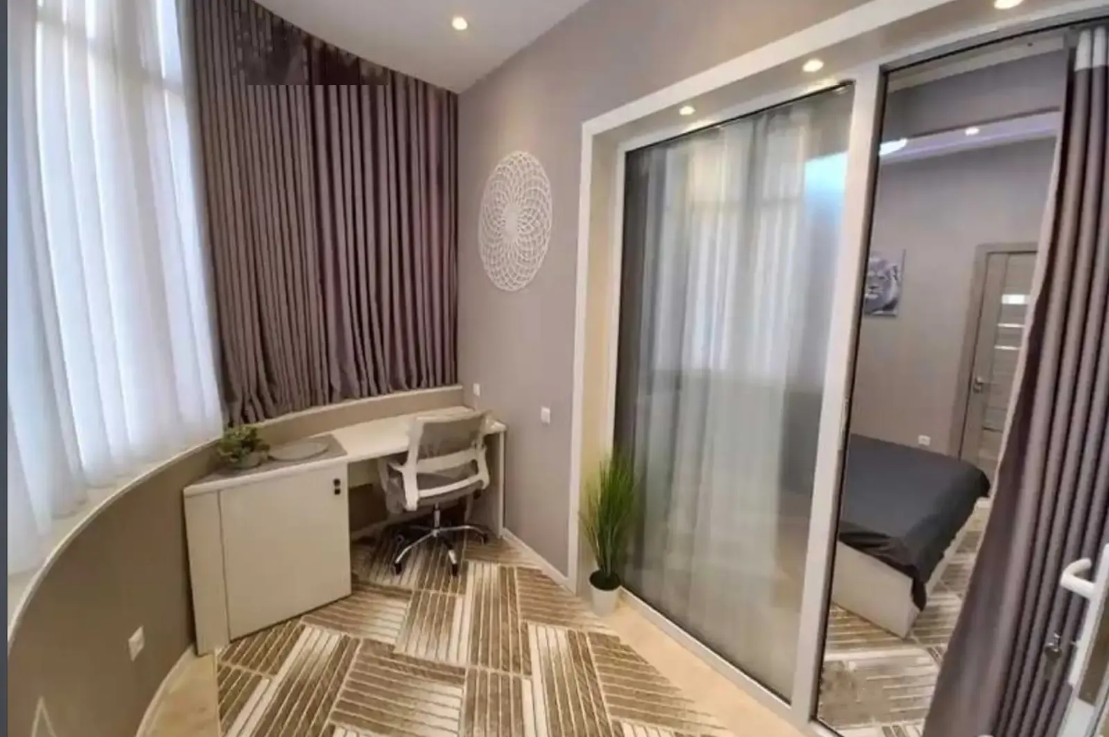 3-комн. квартира, 5 этаж, 90м², сино