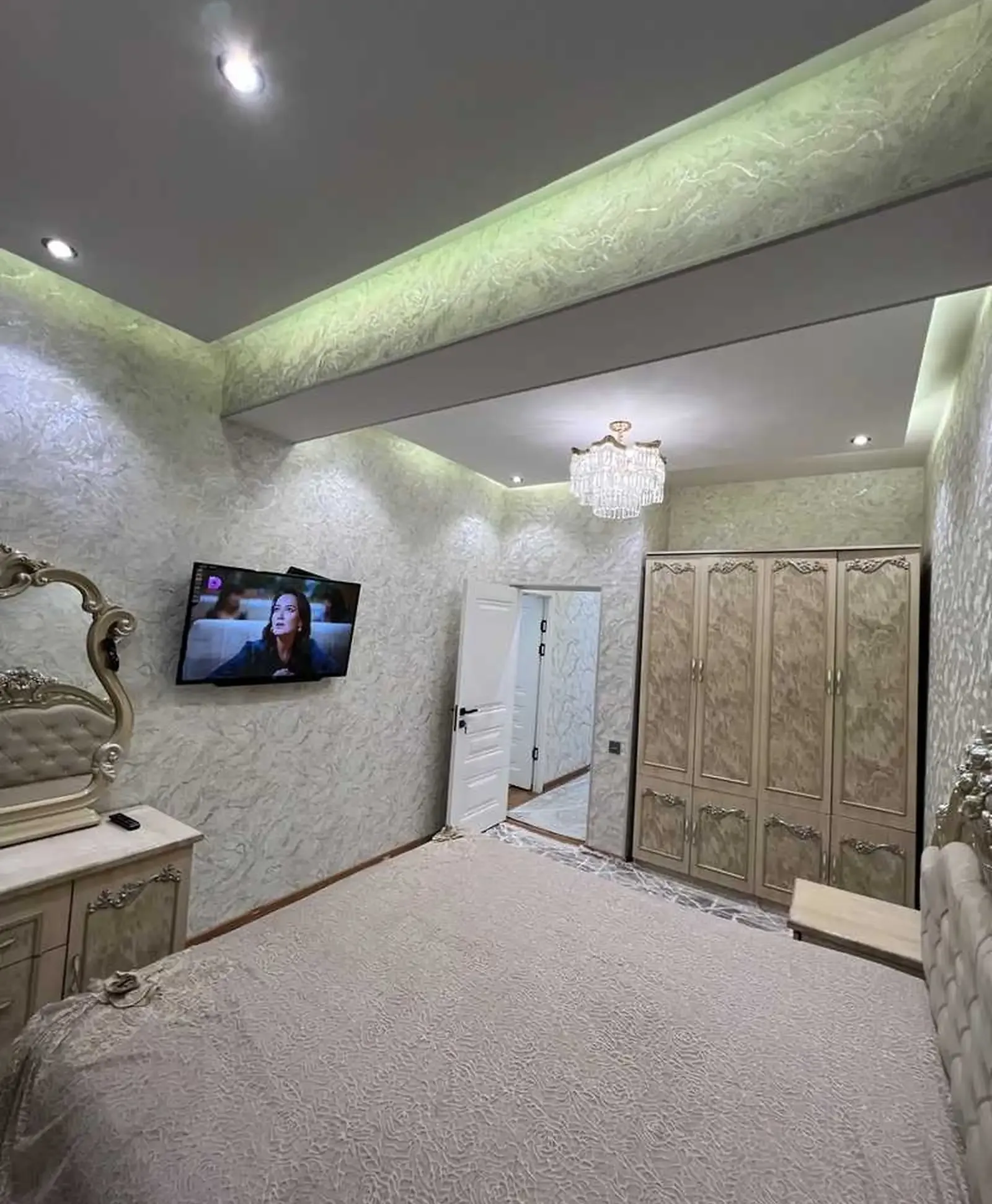 2-комн. квартира, 11 этаж, 65м², Цирк