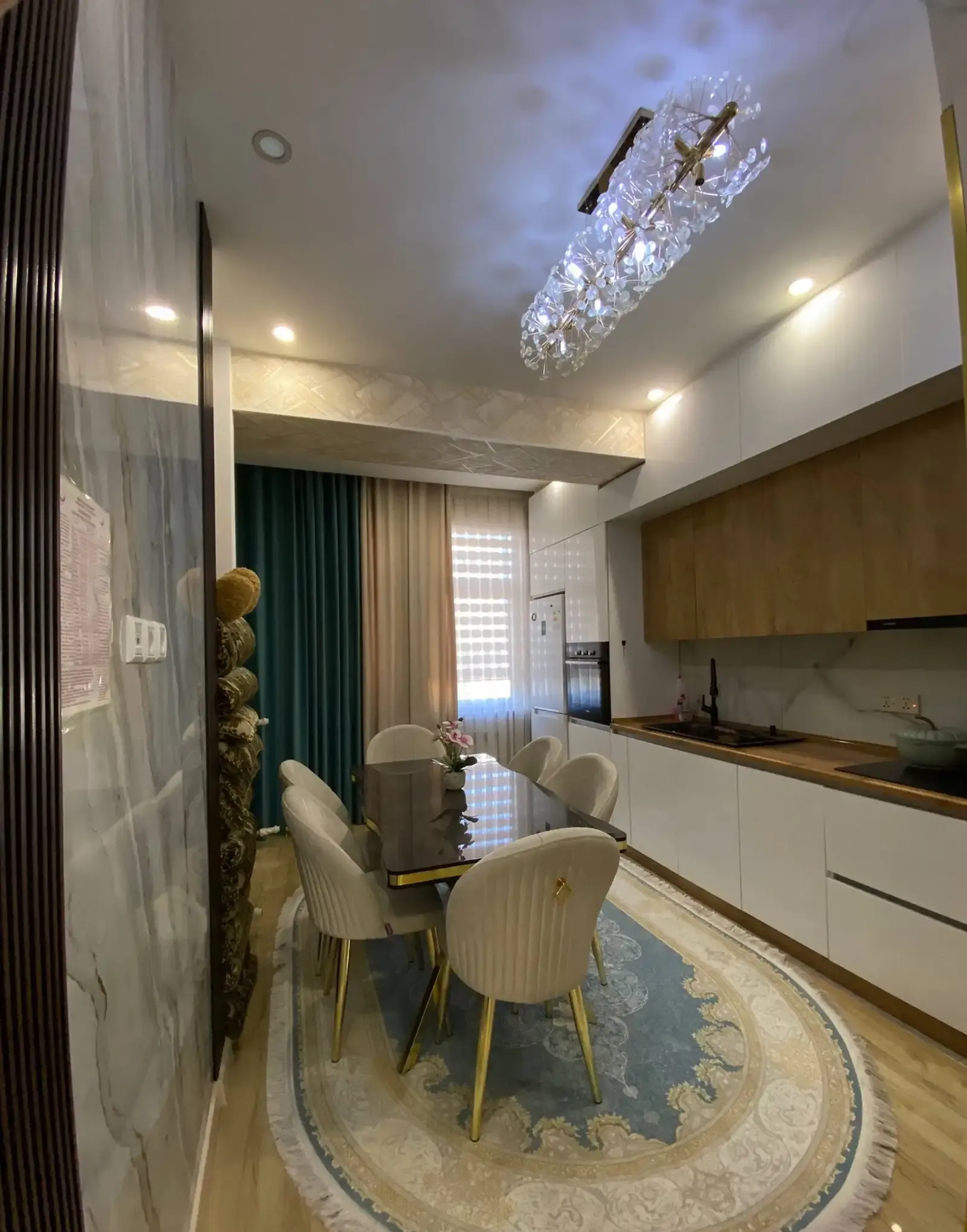 2-комн. квартира, 4 этаж, 77 м², Сино Молодежный