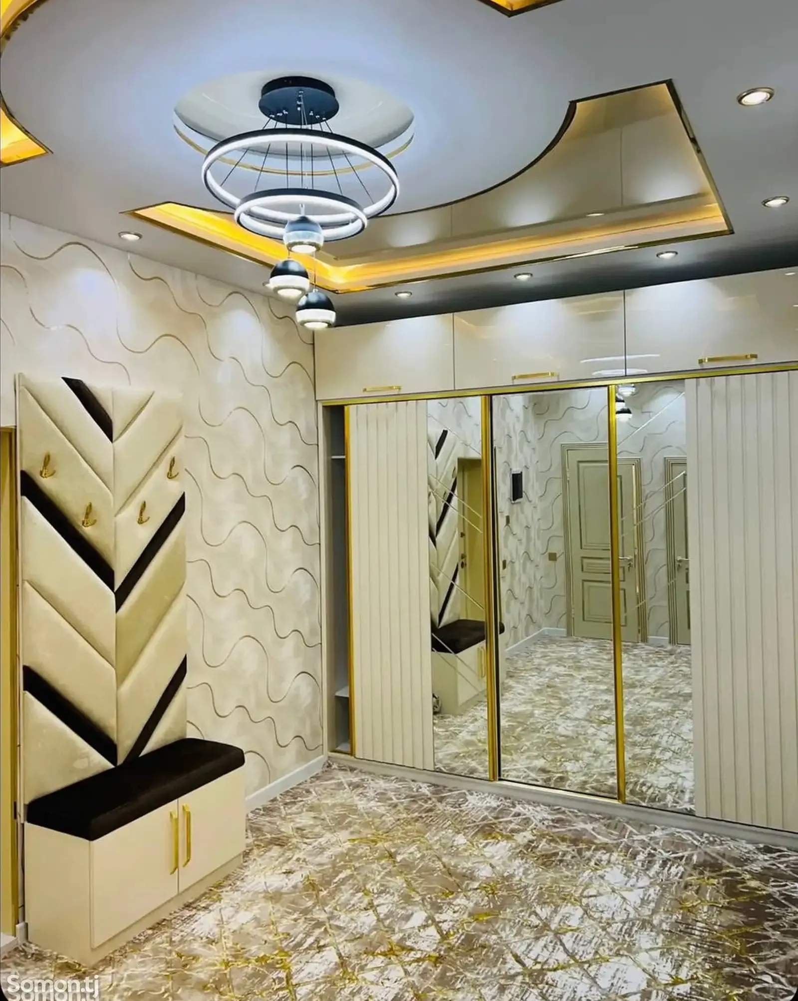 3-комн. квартира, 5 этаж, 90 м², Водонасос, кфс