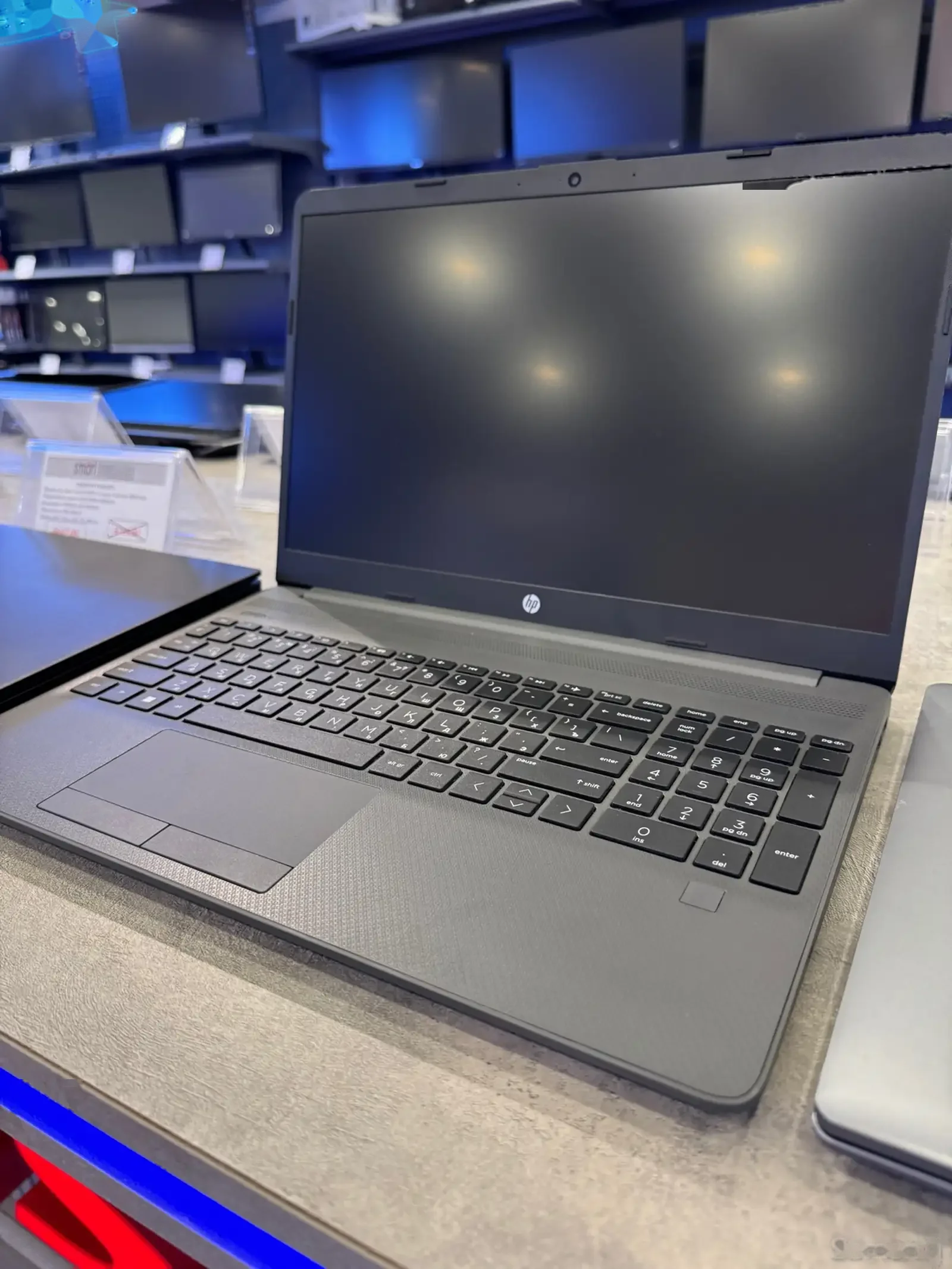 Hp Ноутбук Ryzen 7-5825u/ram