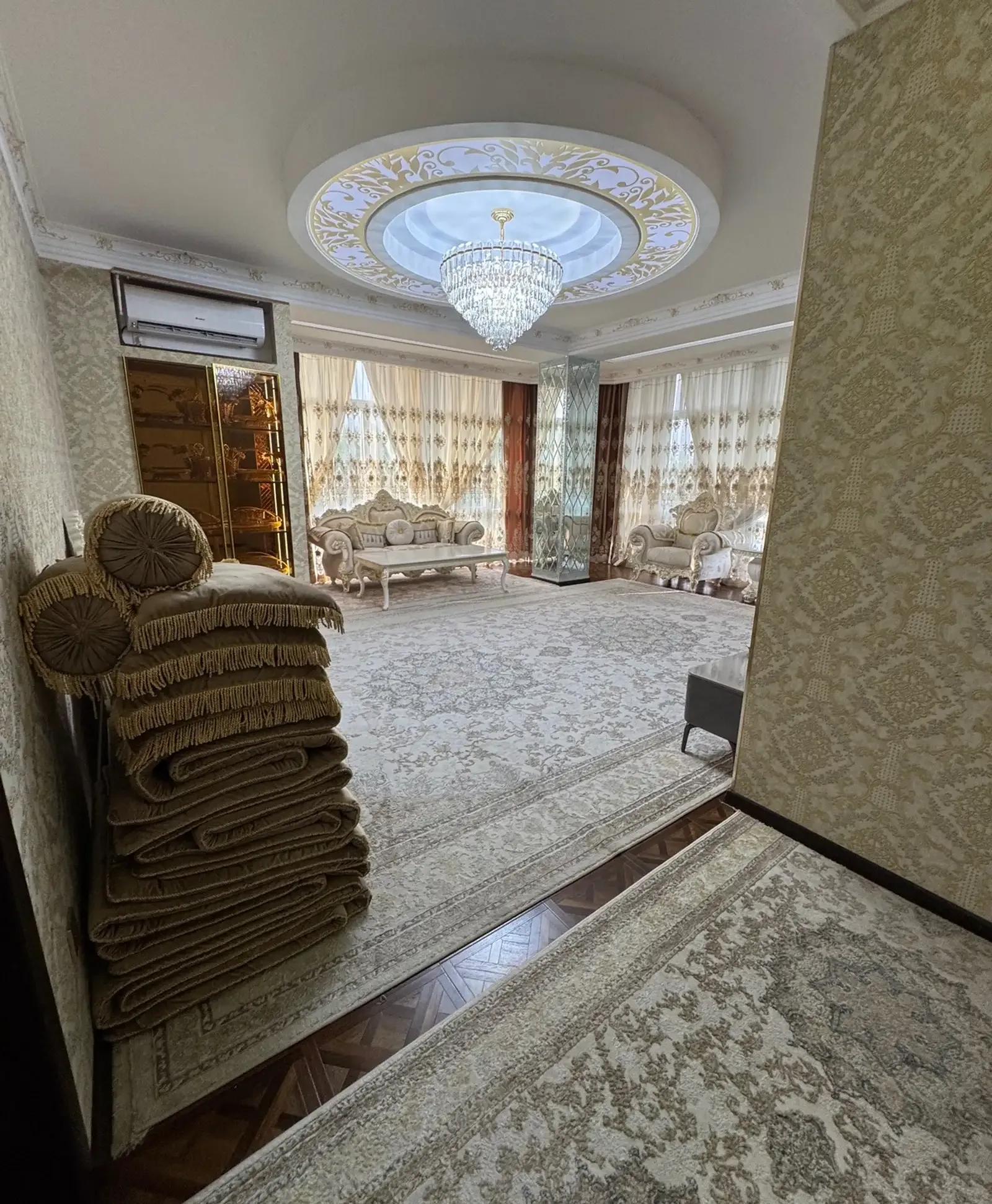 4-комн. квартира, 6 этаж, 150 м², Шохмансур Аэропорт