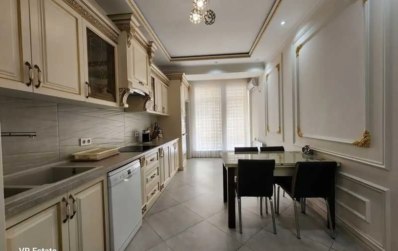 4-комн. квартира, 6 этаж, 164м², Шохмансур