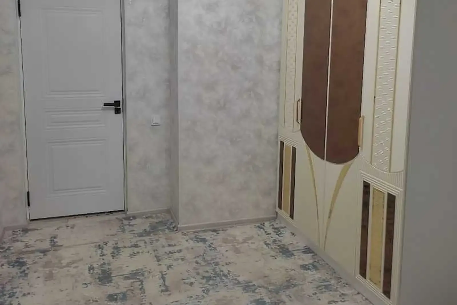 2-комн. квартира, 15 этаж, 53м², Фирдавси