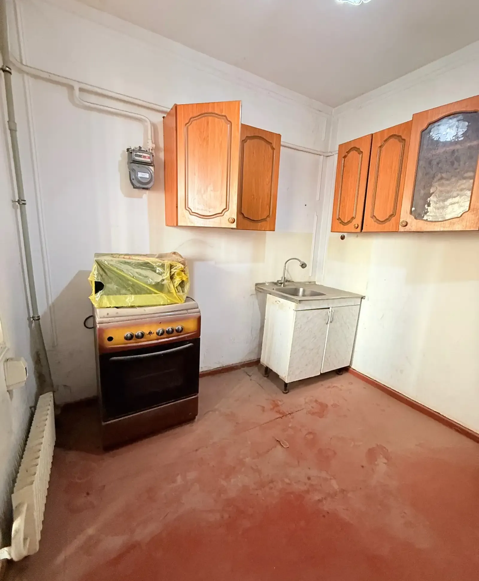 3-комн. квартира, 1 этаж, 58 м², 101мкр. перед эстокадой 82мкр