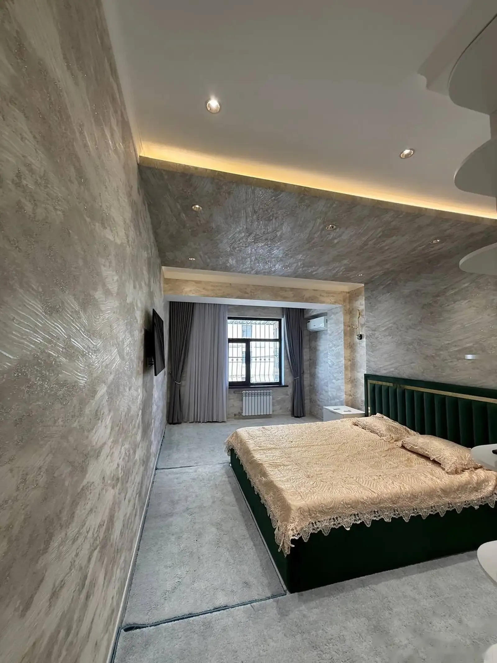 3-комн. квартира, 12 этаж, 80 м², Сино